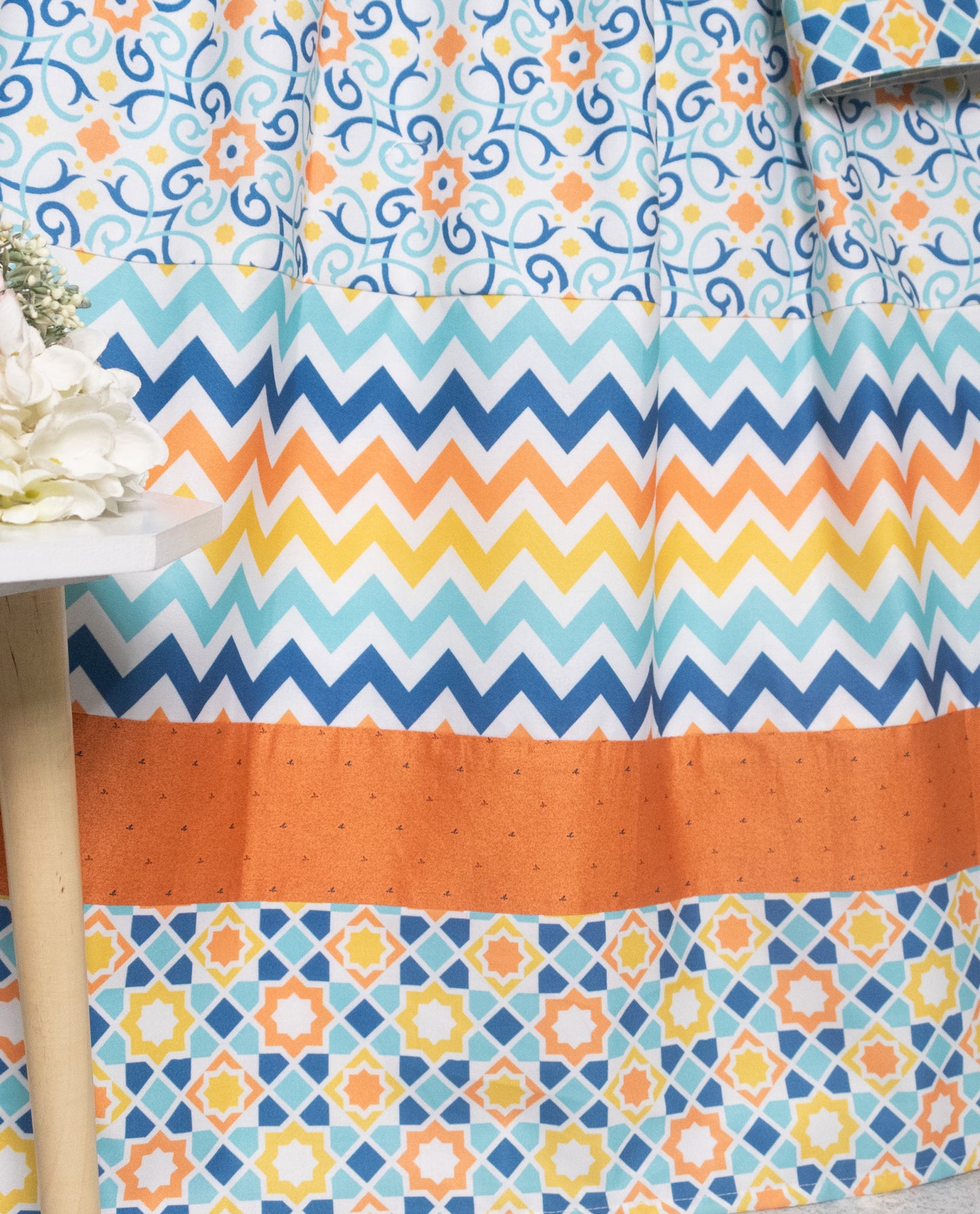 Multi Colour Print Rida With Smart Chevron & Multi Colour Print Panel