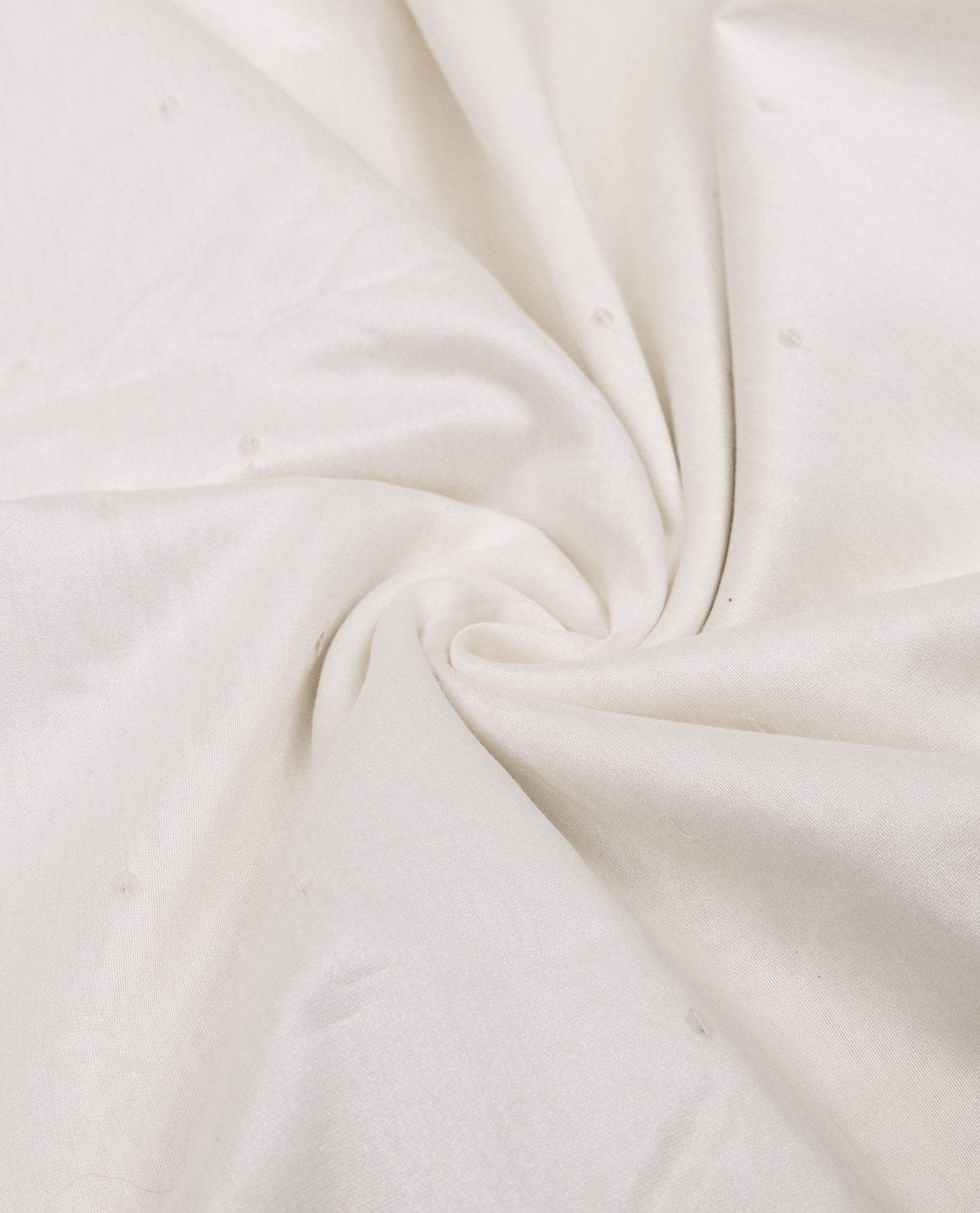 White Rida With Smart Orgainza Net Panel Sequence Lace & All Over Floral Aari Border