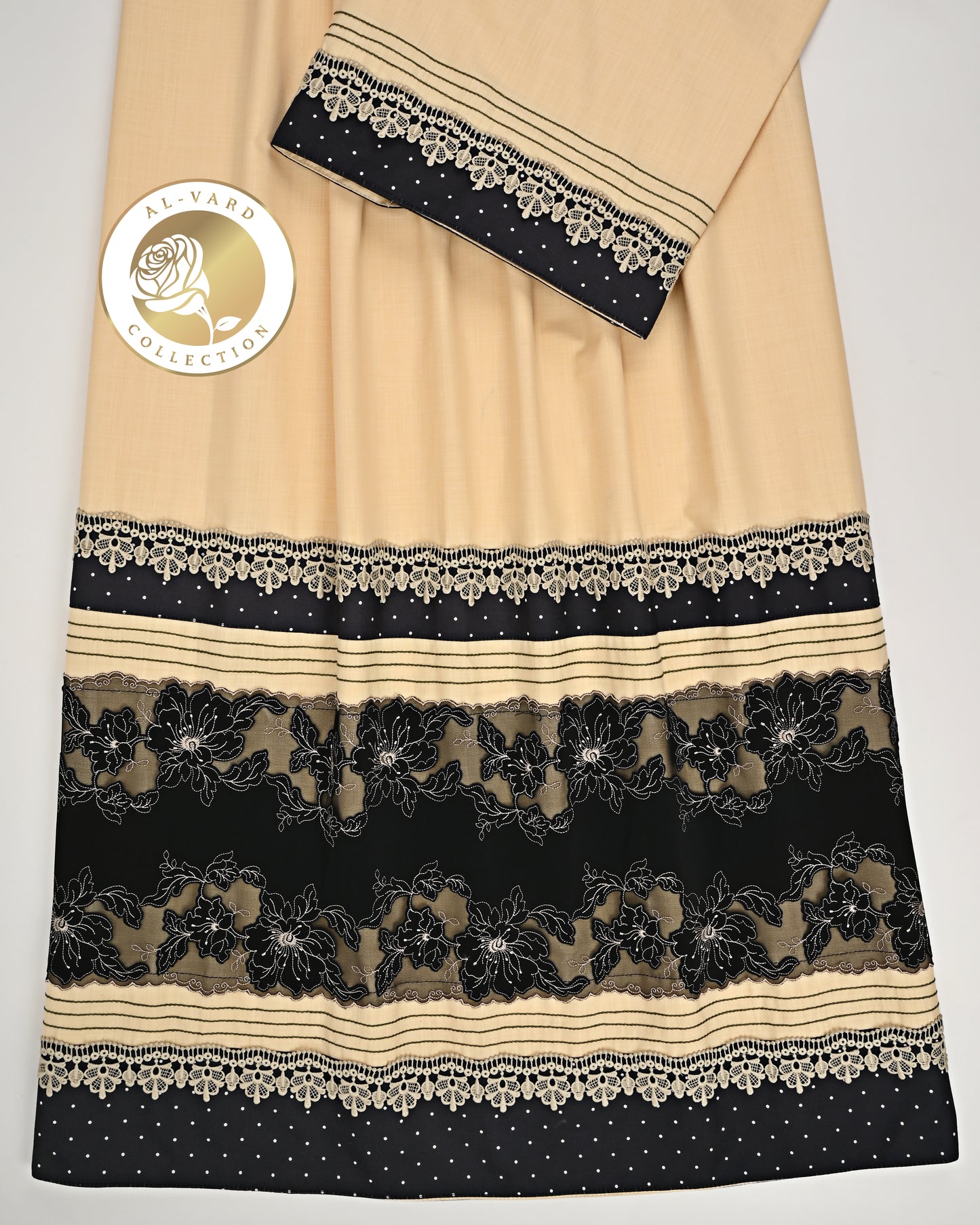 Arylide Yellow Rida With Smart Anchoring & Smart Black Floral Lacing
