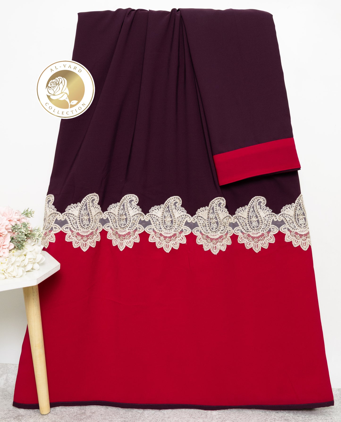 Plum Abaya Rida With Red Abaya Panel & Smart Marvi Design Lace