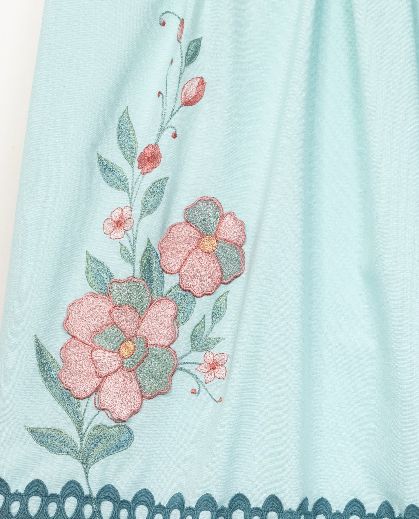 Light Blue Rida With Smart Floral Panel,Lace & Floral Work