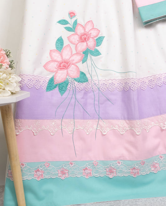 White Rida With Smart Colorful Panel Lace & Floral Work