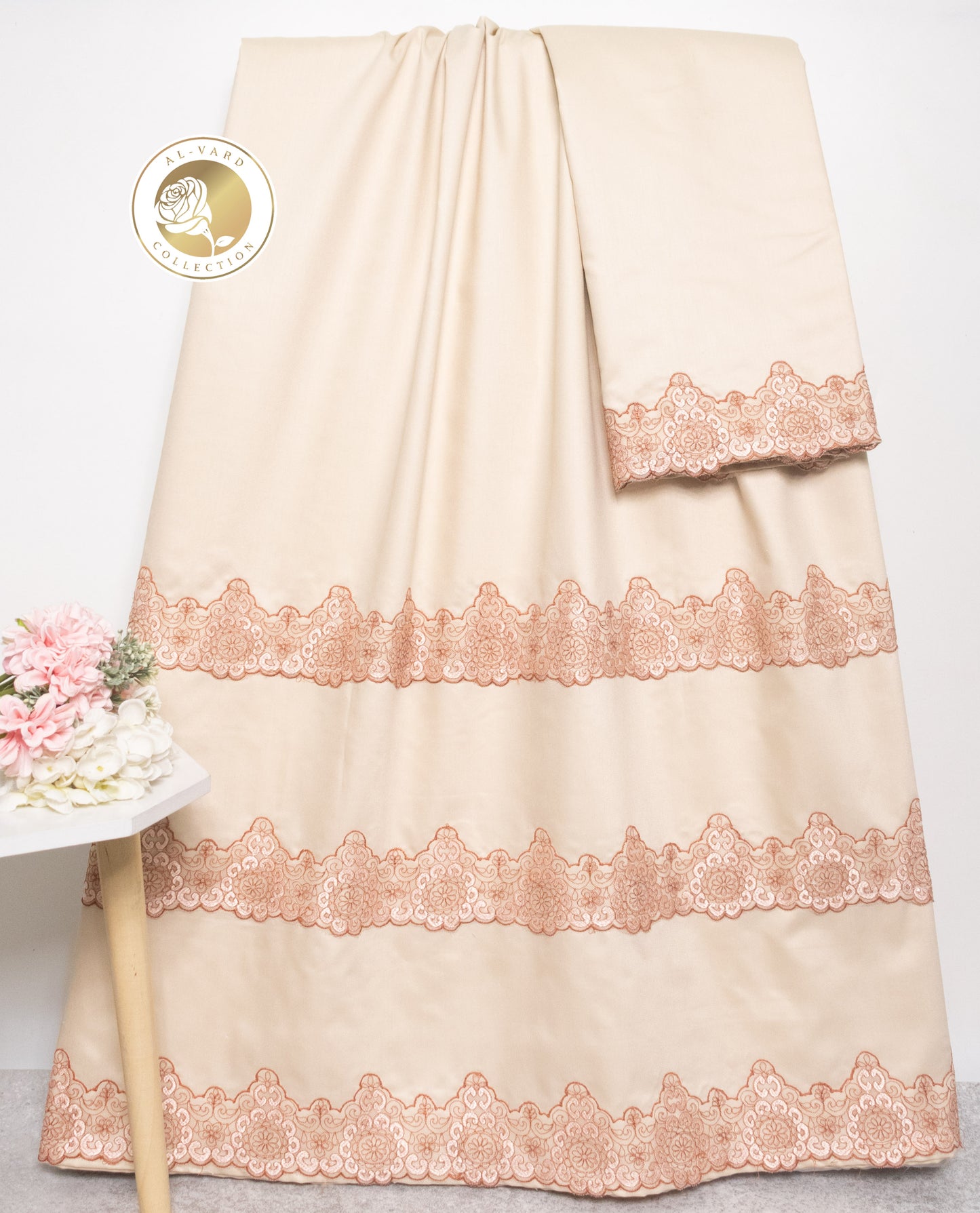 Beige Rida With Smart Floral Lacing