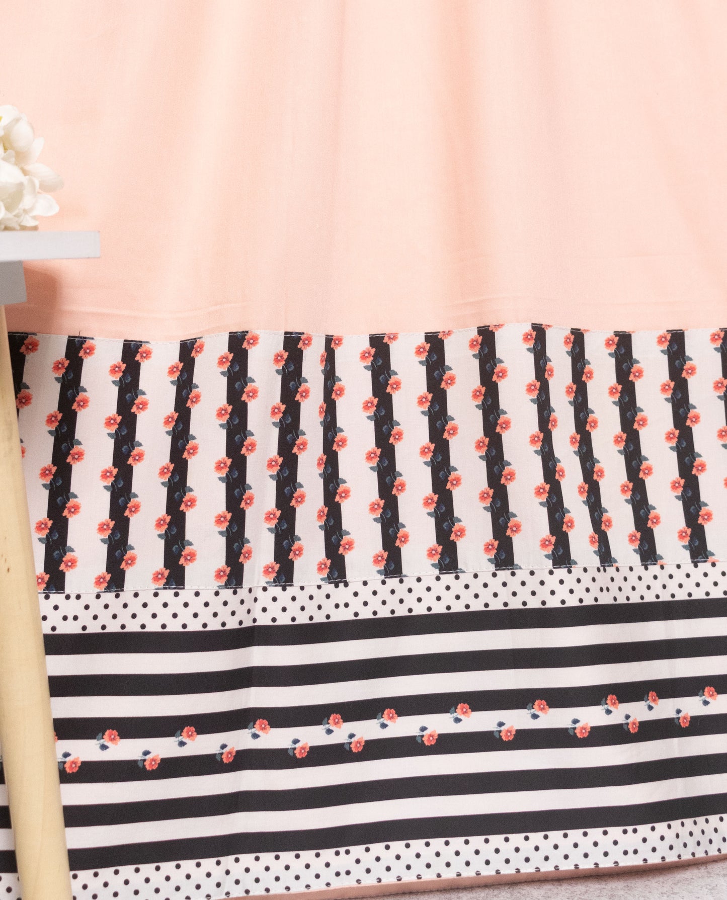 Peach Rida With Smart Black Printed Panel