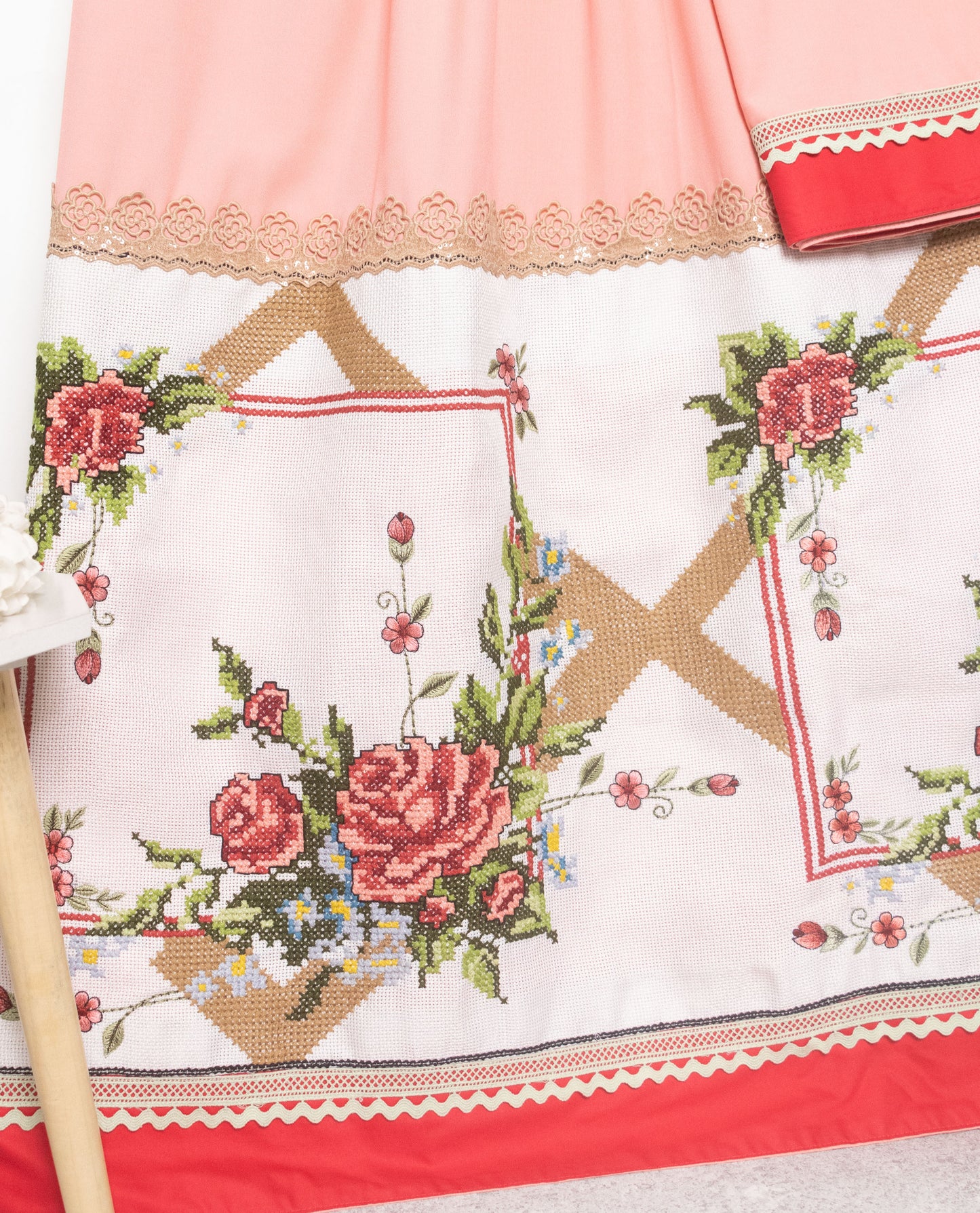 Peach Rida With Heavy Floral Crosscet Belt & Smart Lace