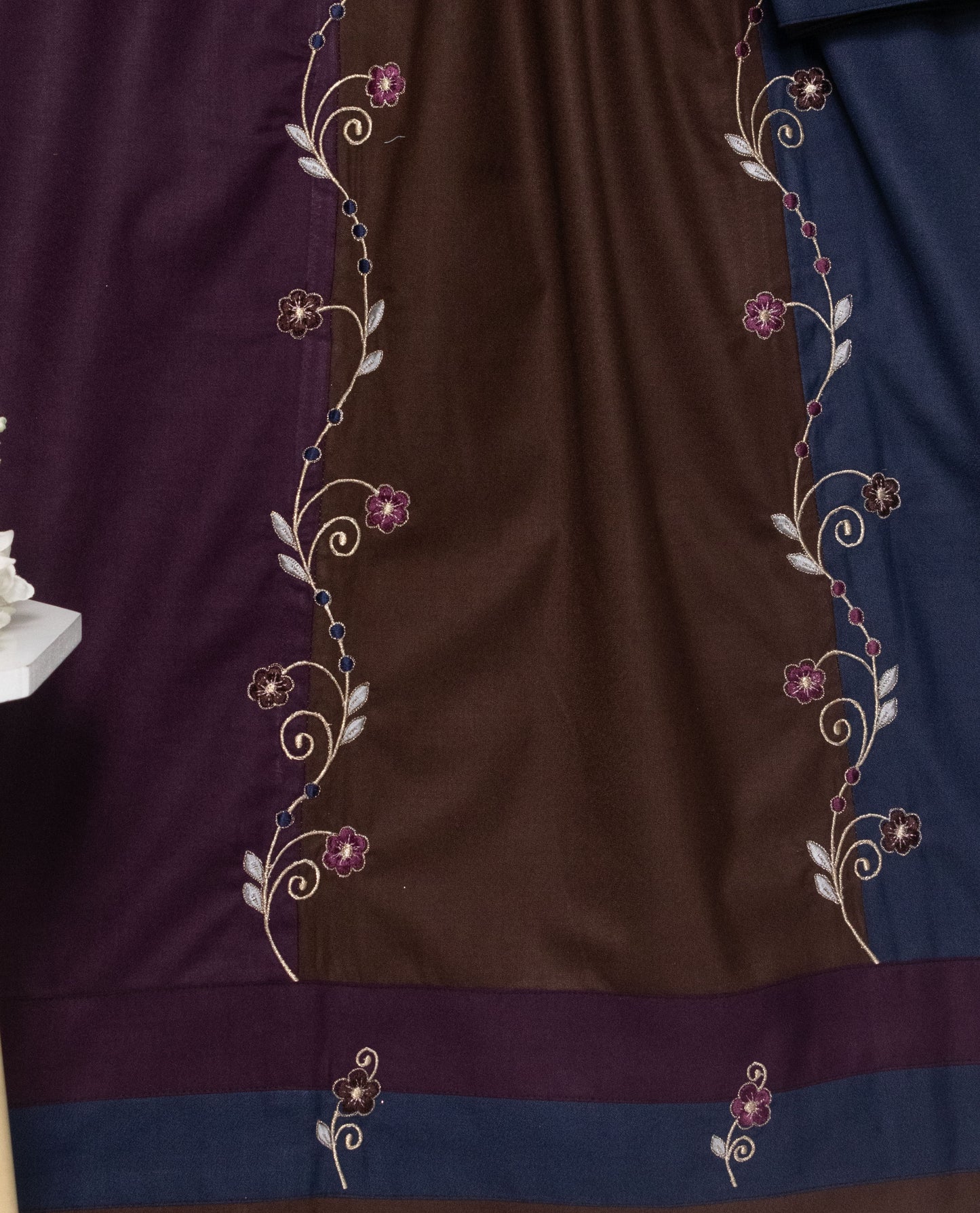 Dark Brown & Navy Rida With Standing Pattern & Standing Embroidery