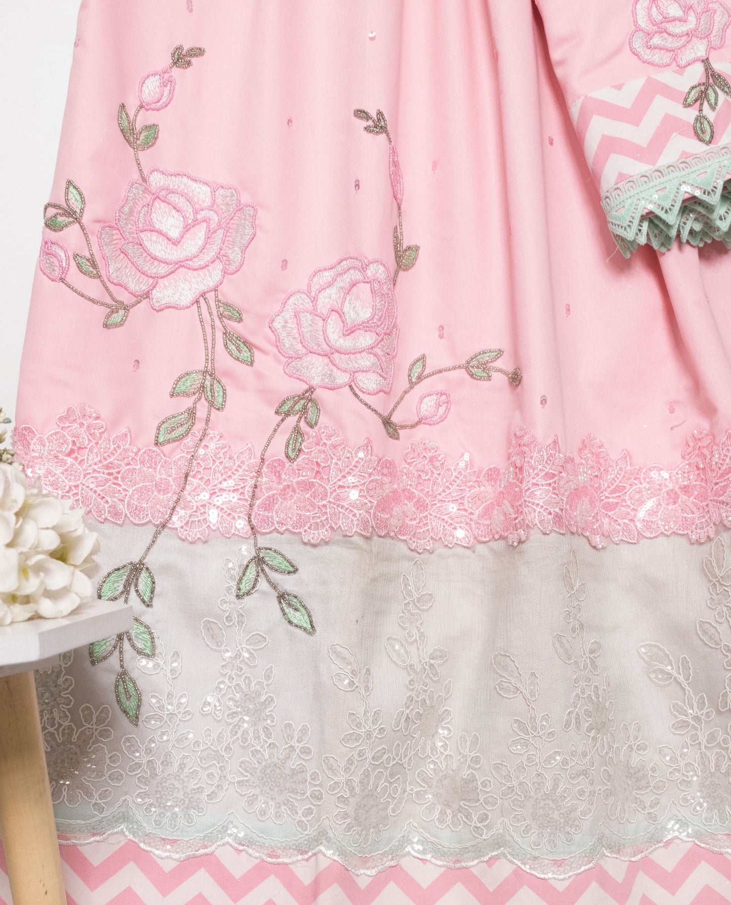 Baby Pink Rida With Chevron Panel Smart Sequence Lacing & Beautifu Floral Work