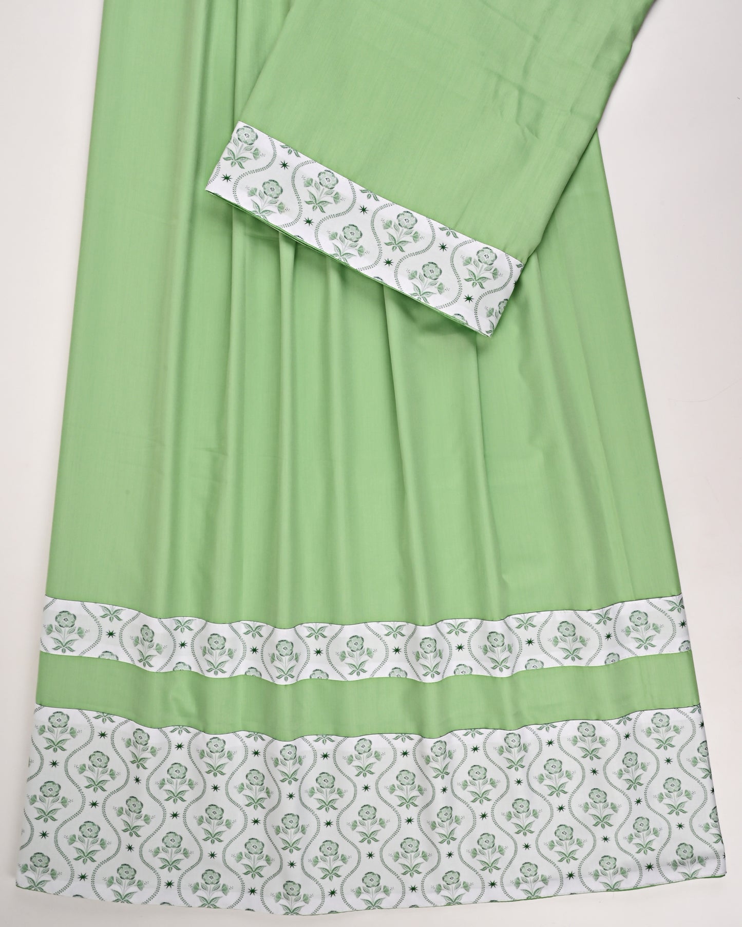 Fern Green Ohbat Rida With Smart Printed Panel