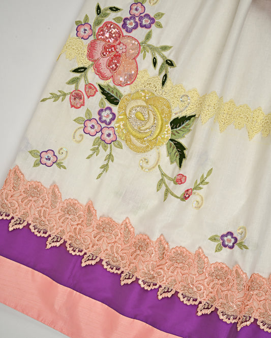 Off White Rida With Smart Floral Colorful Aari Work & Smart Lace Panel