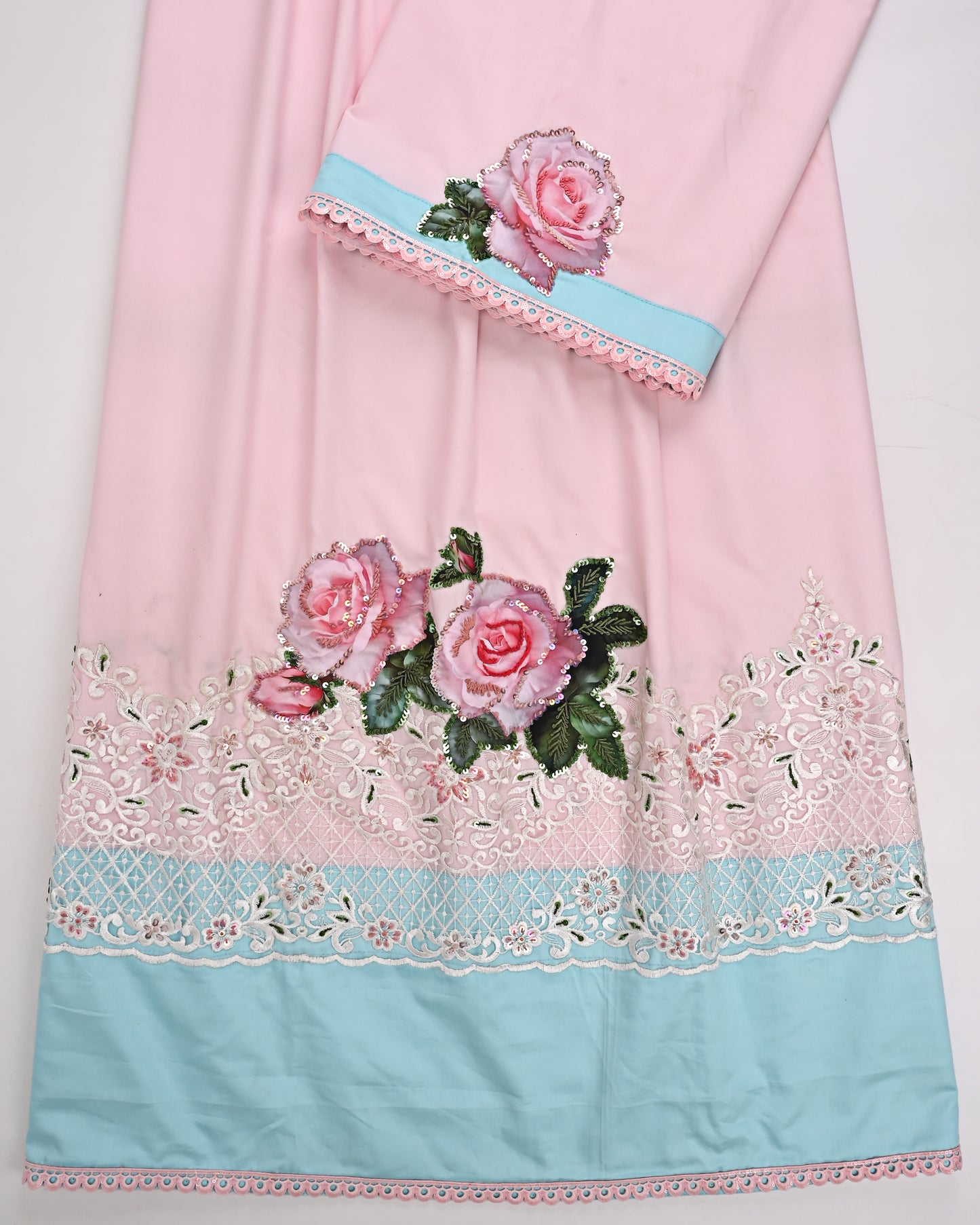 Baby Pink Rida With Smart Lace Panal & Floral Applique With Aari TouchUp