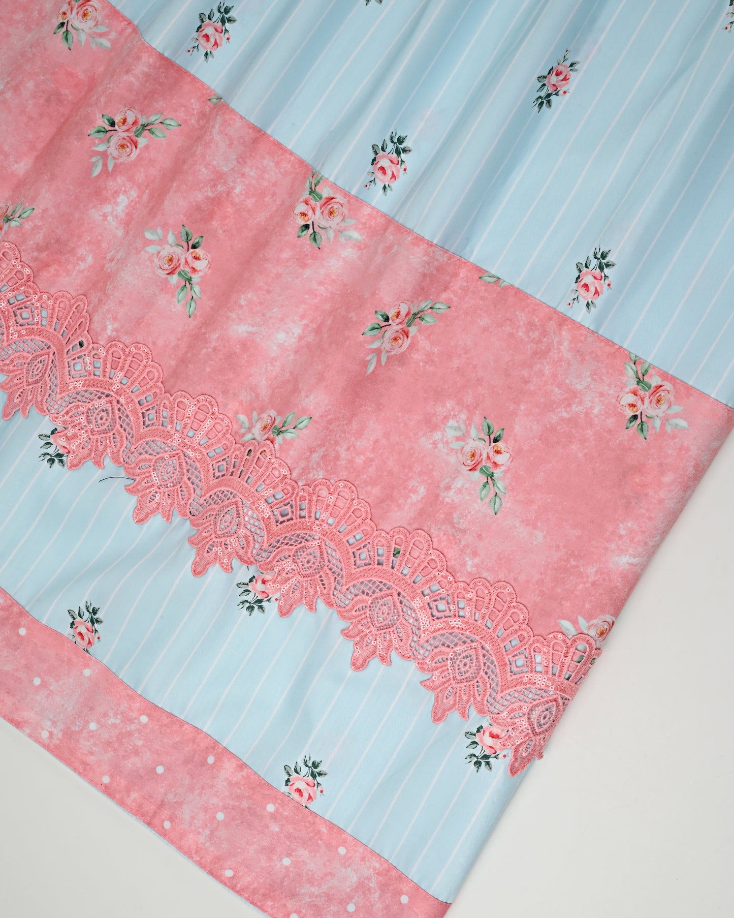 Light Blue Floral Print Rida With Smart Floral Panel & Lace
