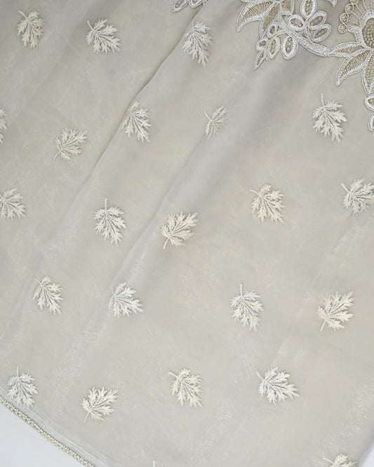 Metallic Silver Rida With Smart Floral Lacing & Leafy Look Smart Lace