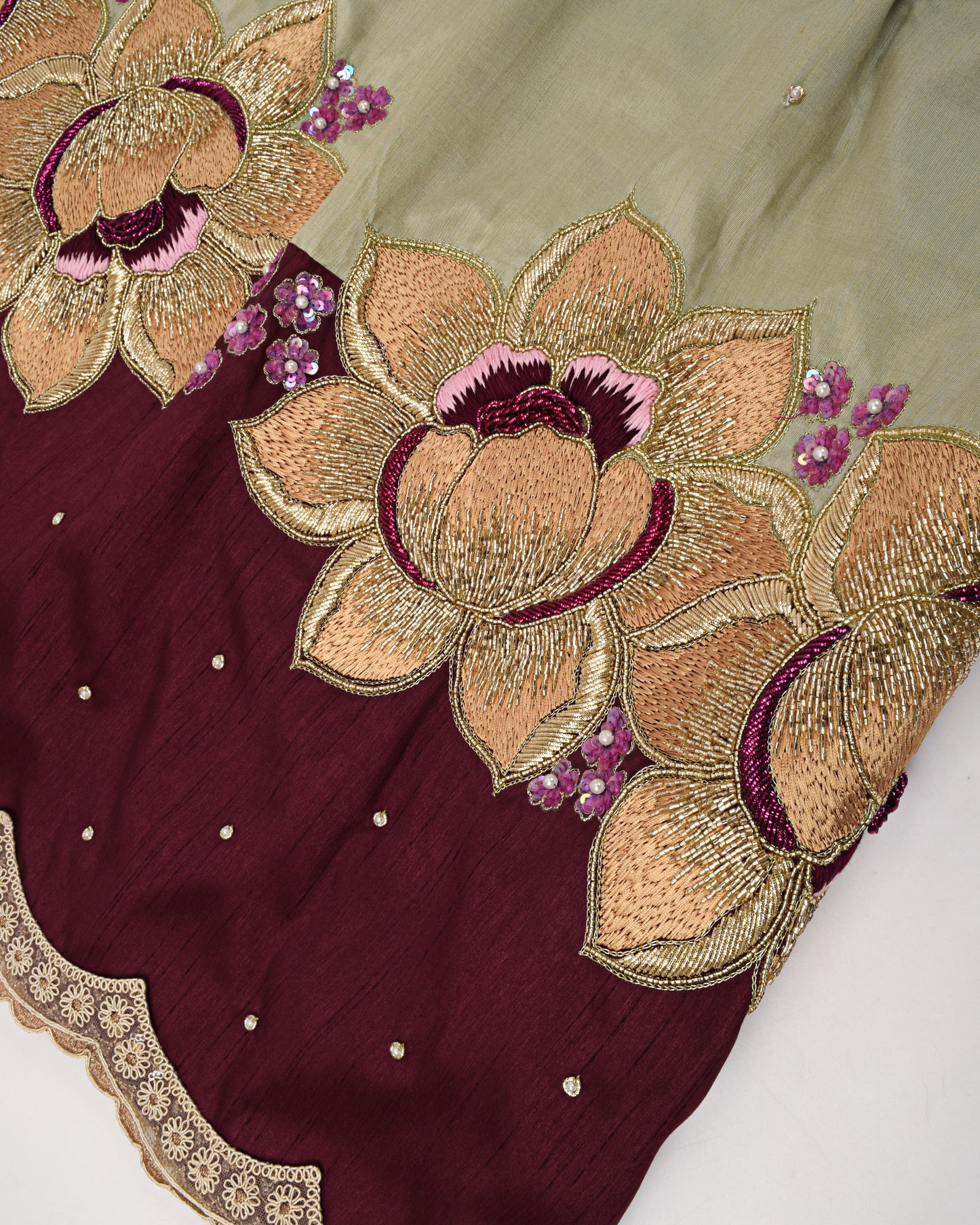 Sage Green Rida With Dark Maroon Panel & Heavy Aari Work Flower