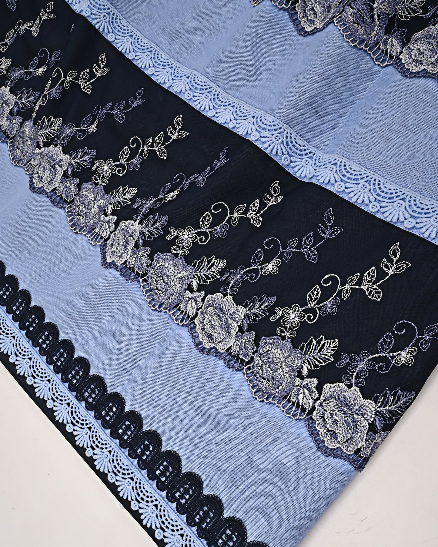 Navy Blue Rida With Smart Panel & Smart Floral Lace
