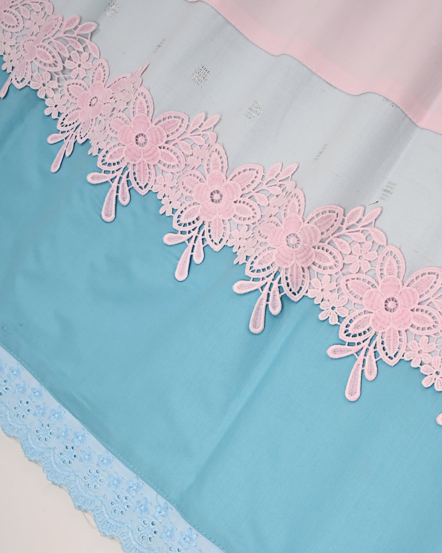 Light Blue Rida With Smart Color Block Pattern & Smart Lace