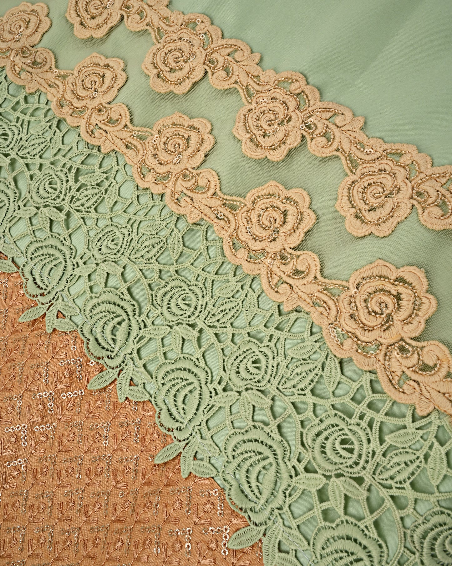 Pistachio Rida With Heavy Look Panel & Smart Floral Lacing