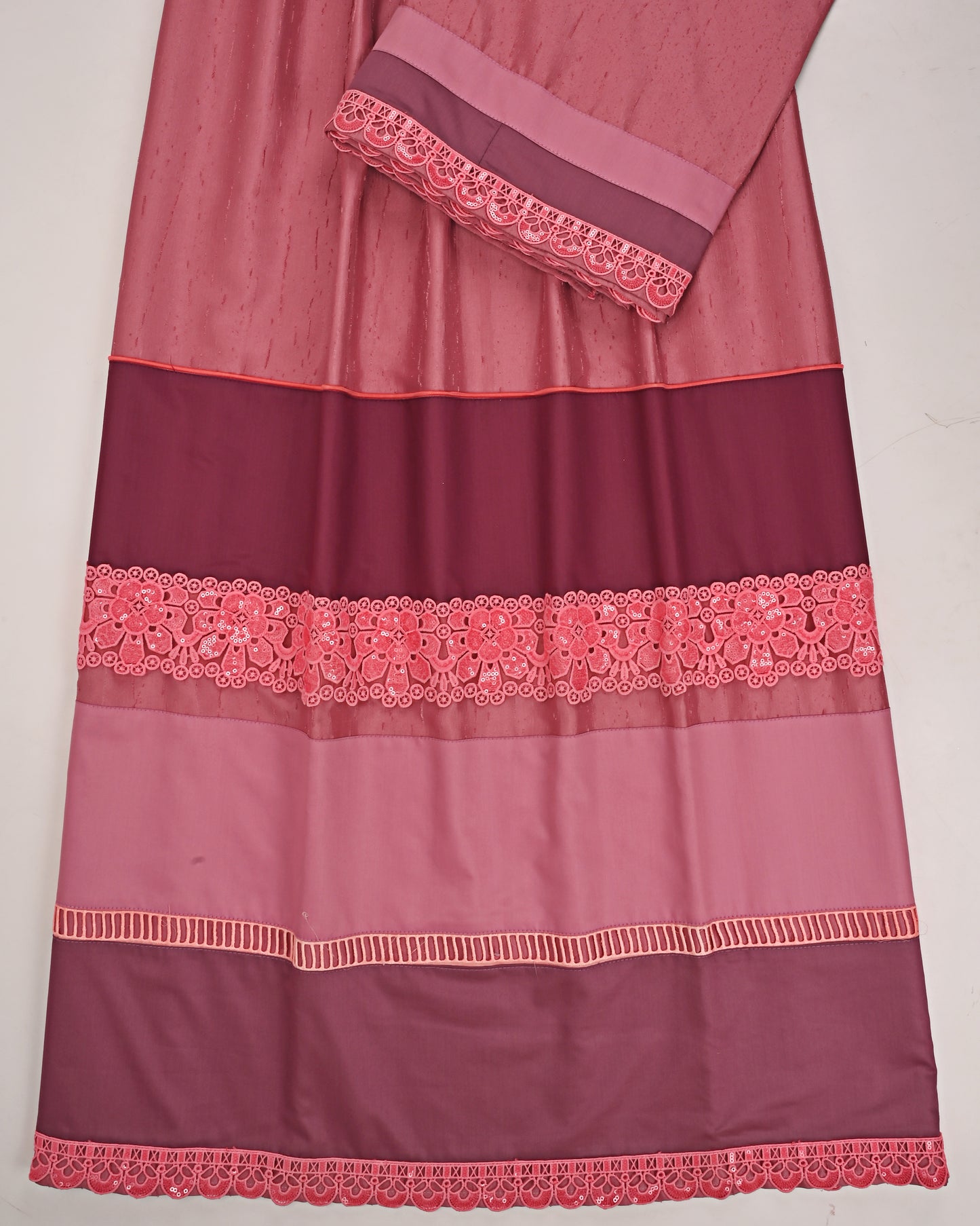 Rose Gold Rida With Color Block Pattern & Smart Lacing