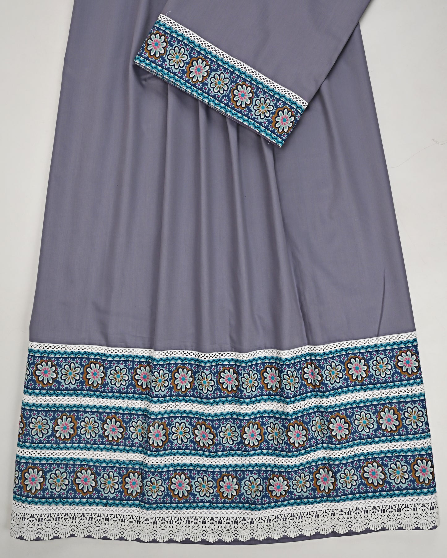 Stone Rida With Smart Floral Lace & Panel