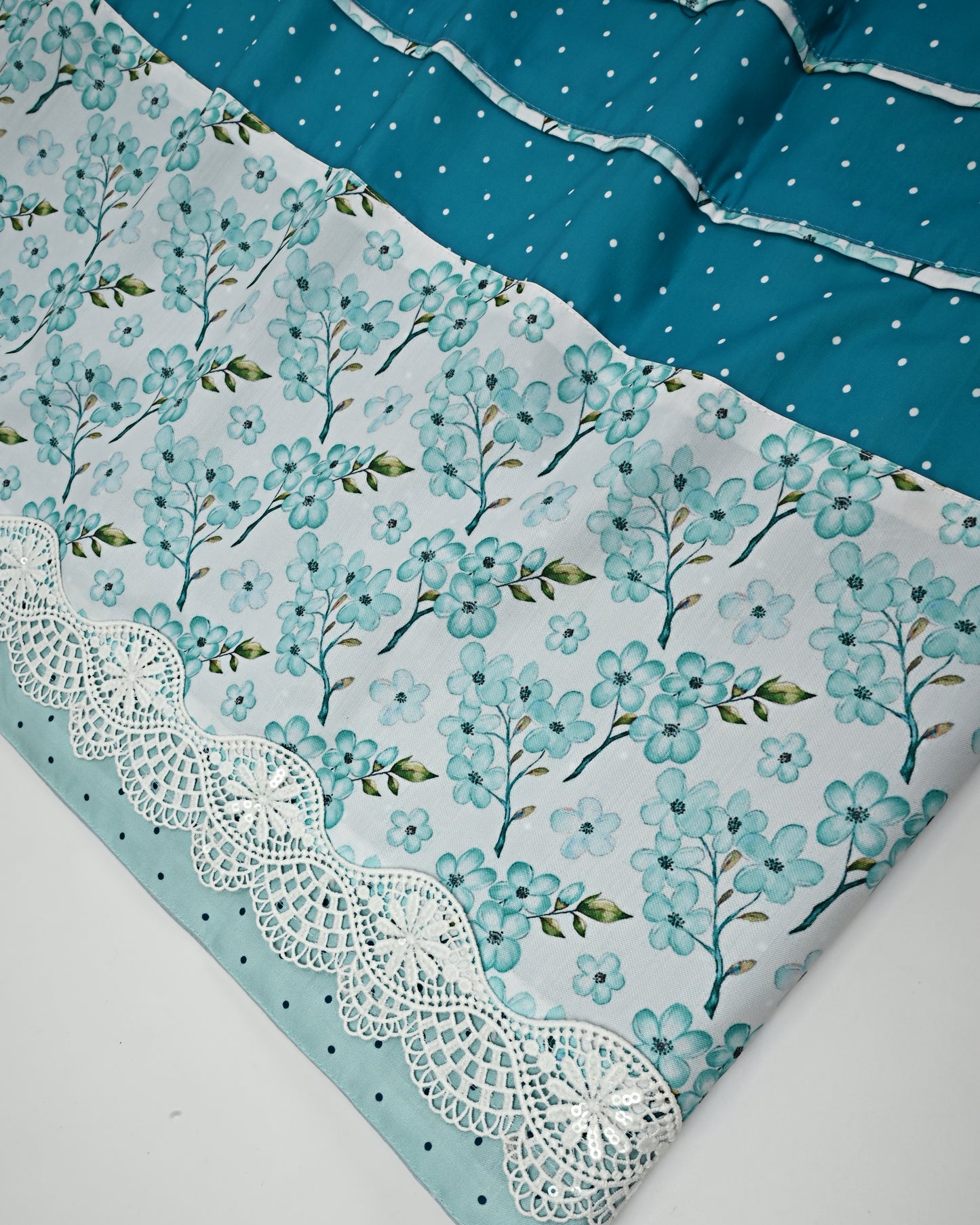 Rama Green Dots Rida With Smart Floral Panel Lace & Pipin