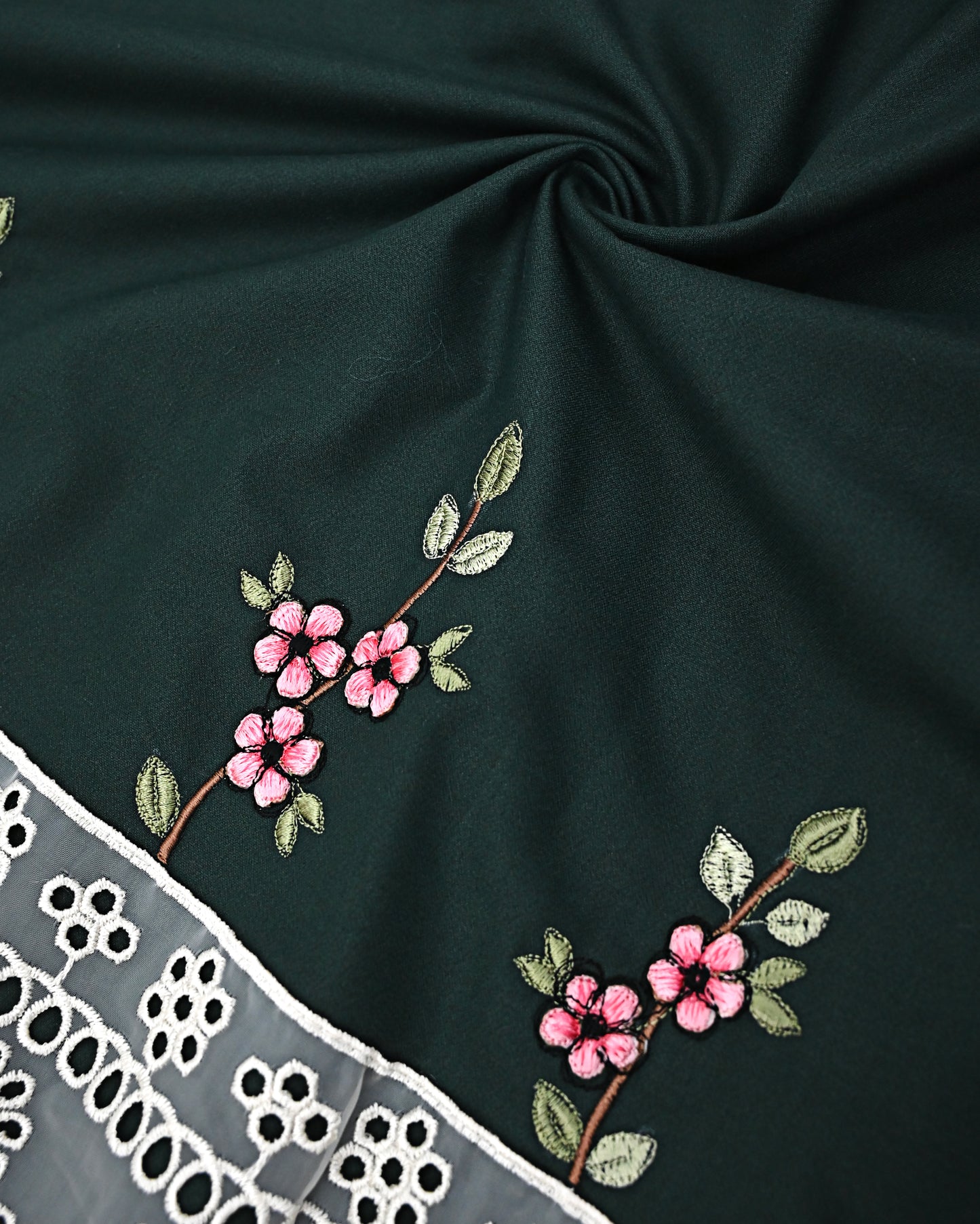 Dark Green Rida With Smart Floral Lacing & Smart Floral Embroidery Work