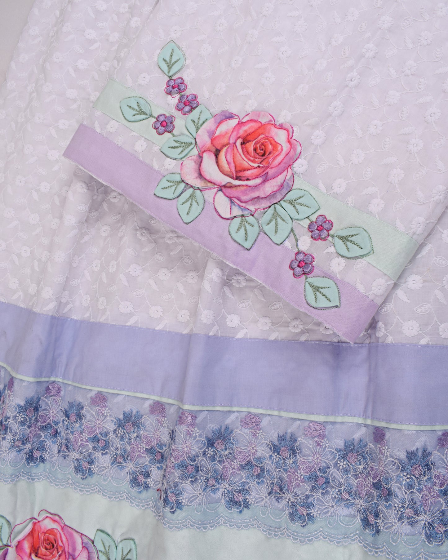 White Heavy Material With Floral Work & Smart Lace