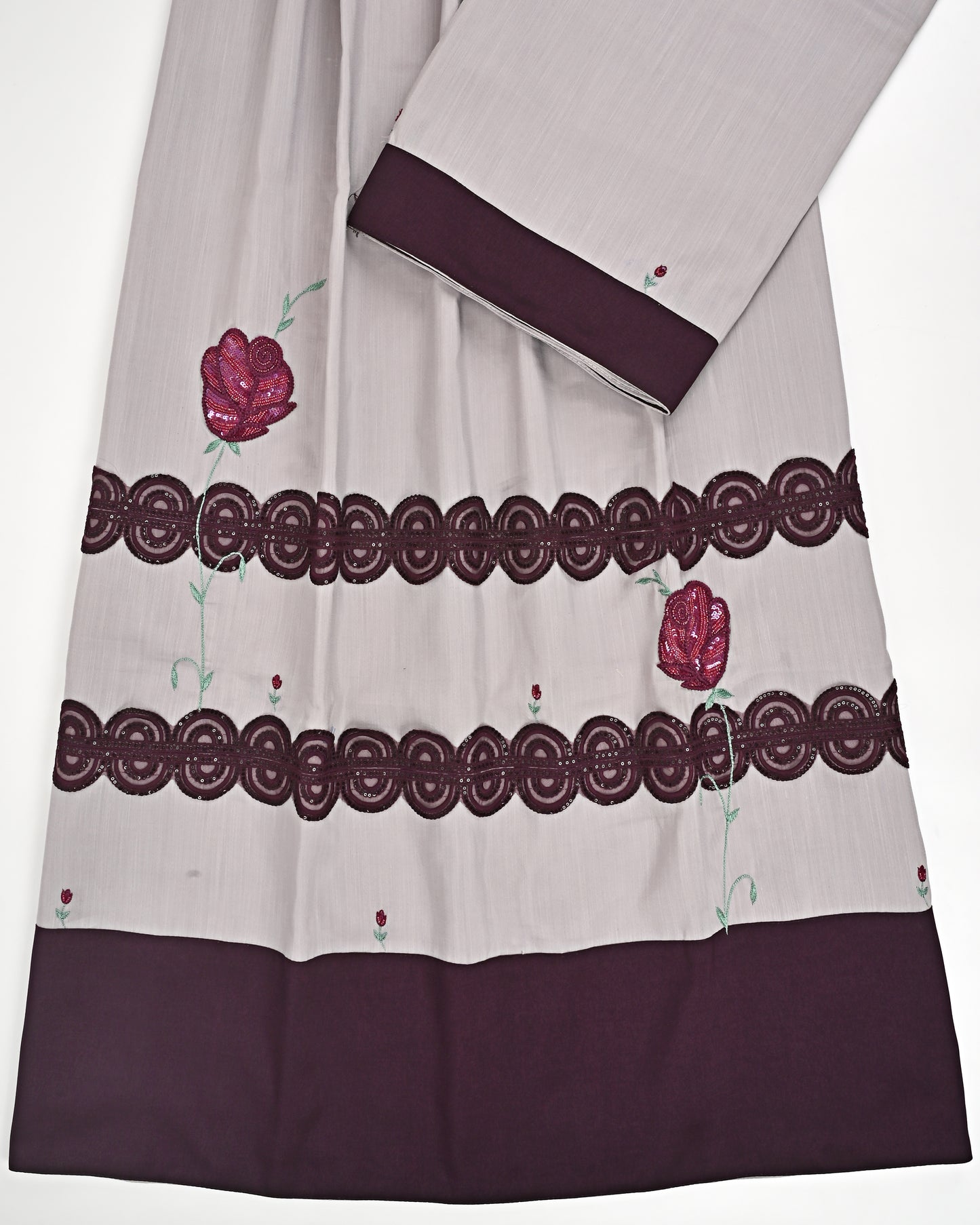 Light Grey Rida With Dark Plum Panel Lace & Dark Floral Aari Work