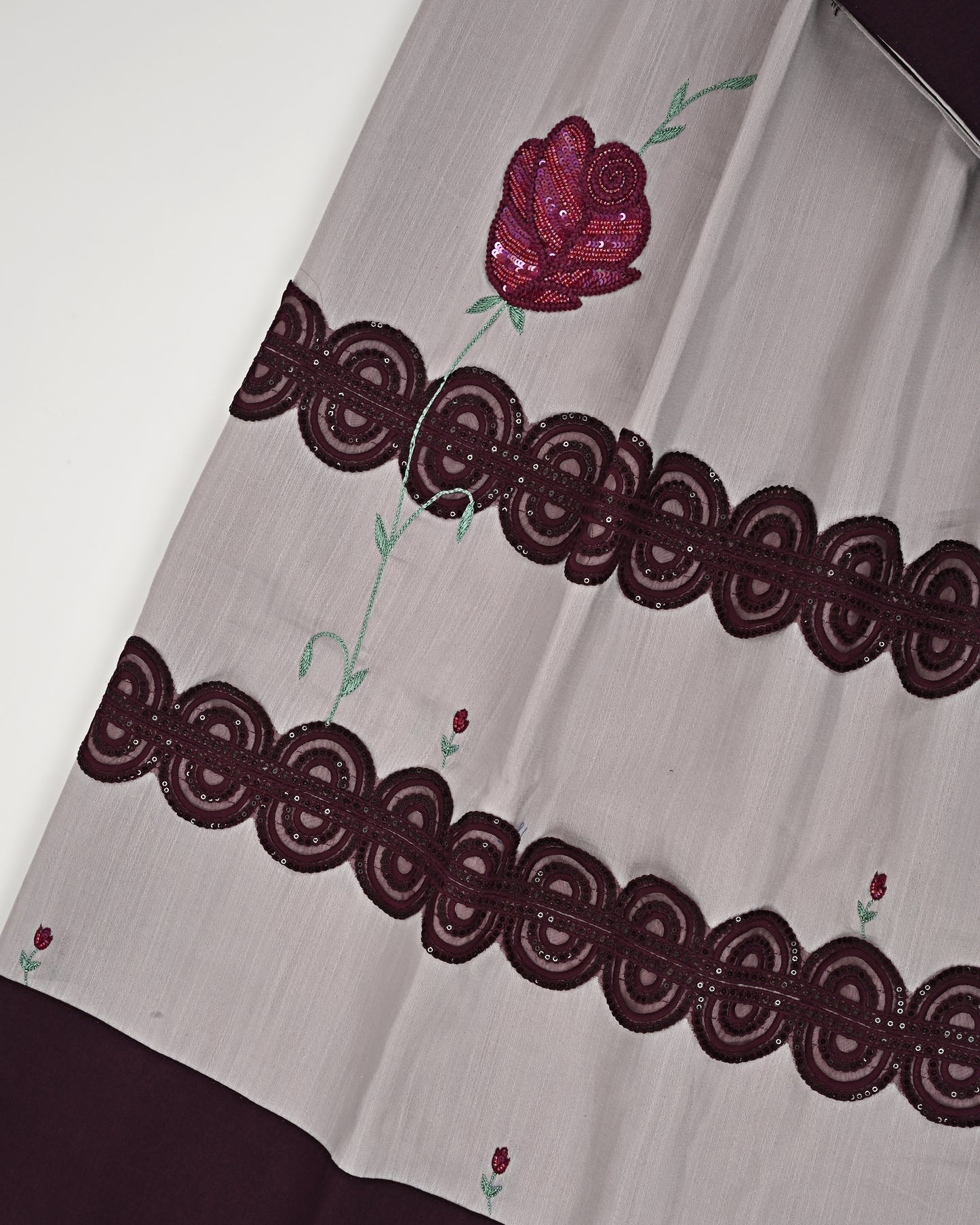 Light Grey Rida With Dark Plum Panel Lace & Dark Floral Aari Work