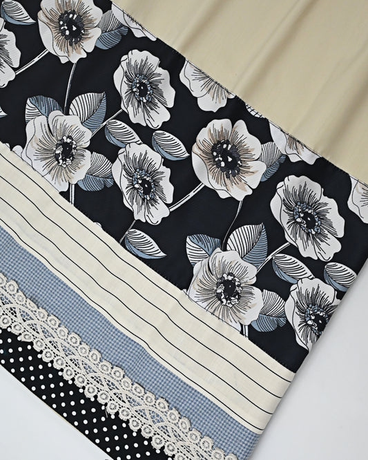 Ivory Rida With Smart Black White Floral Panel & Smart Lace Anchor Pattern