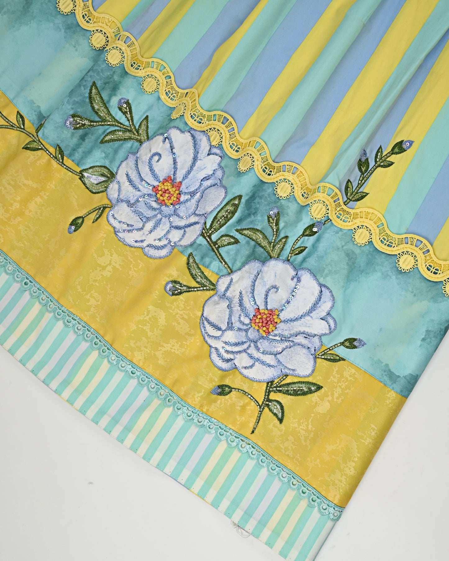 Tricolor Stripes Rida With Smart Panel & Floral Aari Work On