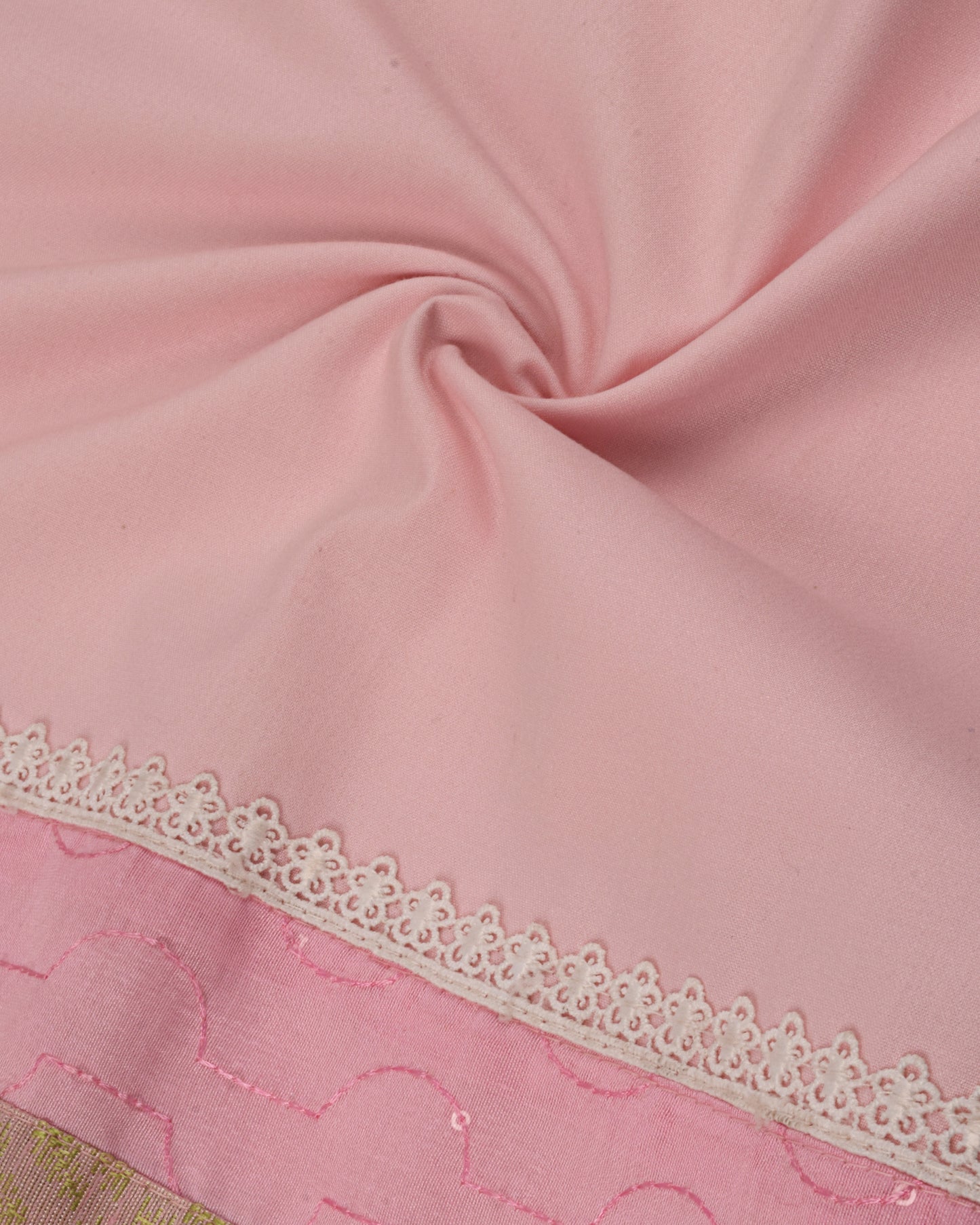 Baby Pink Rida With Smart Panel & Floral Bunch