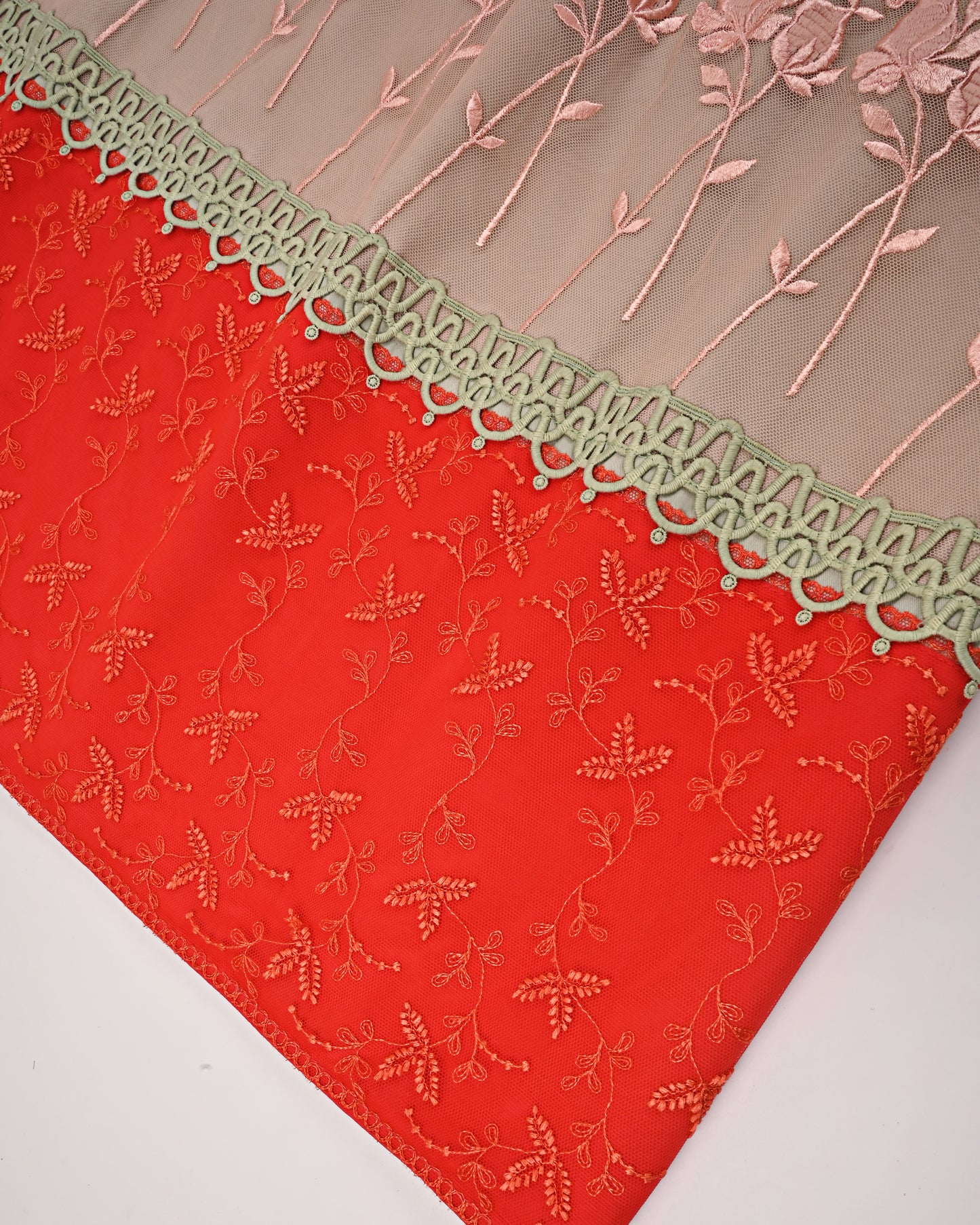 Hazelnut Rida With Smart Red Panel Lace & Rose Applique