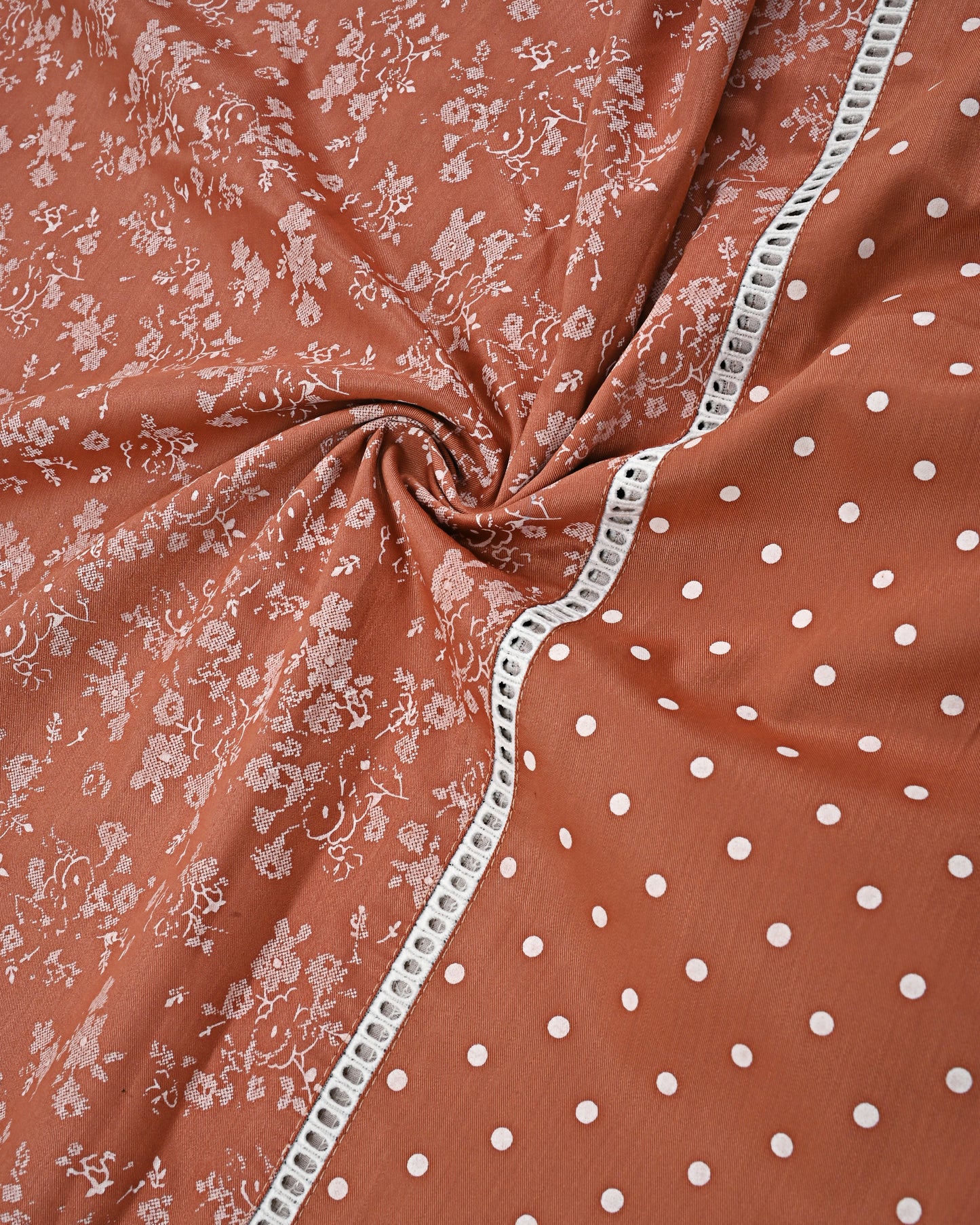 Rusty Orange Rida With Smart & Fancy Pattern