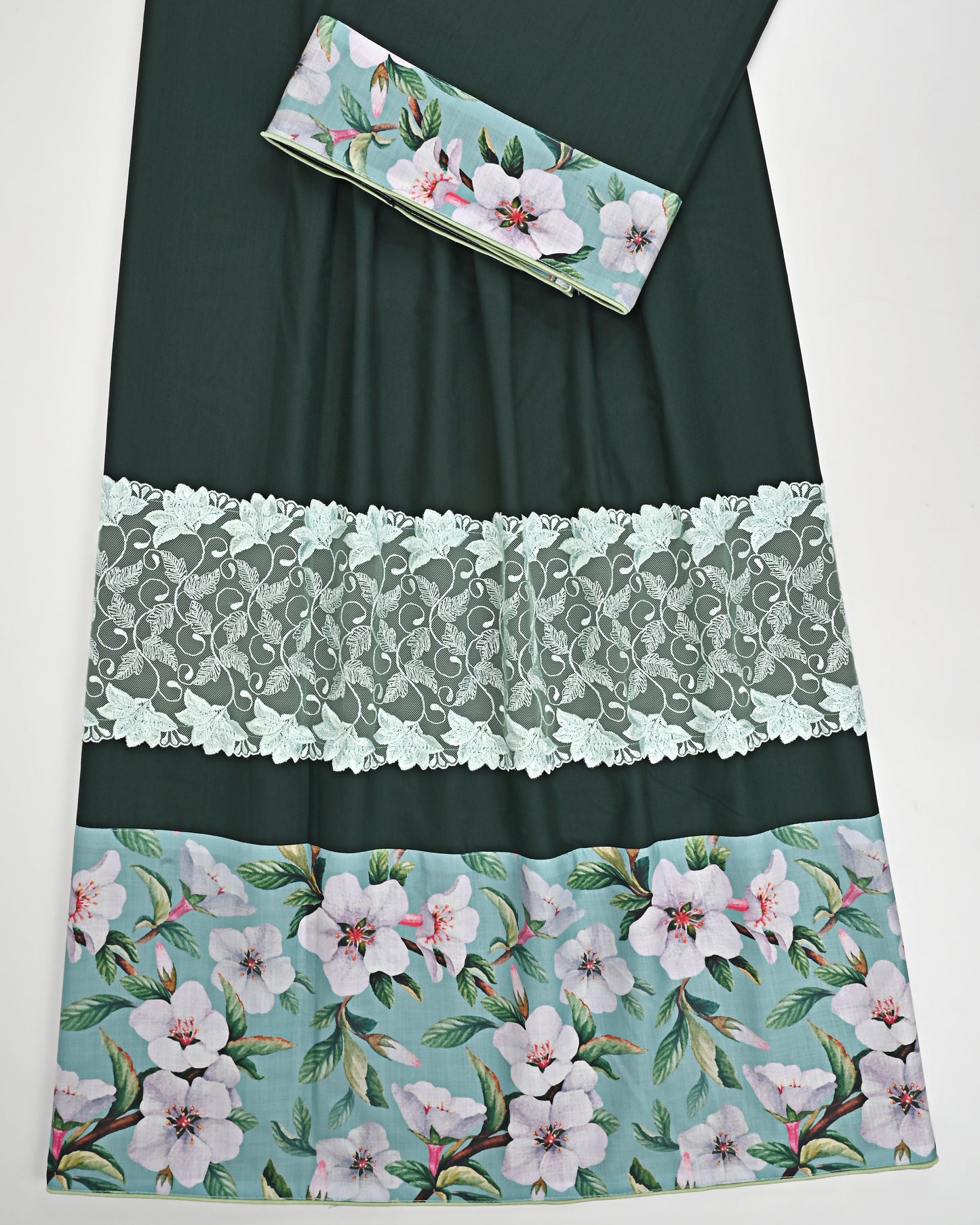 Dark Green Rida With Smart Floral Panel & Floral Lace