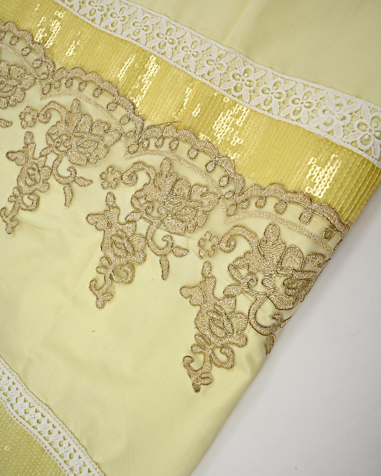 Lemon Yellow Rida With Smart Sequence Lace & Golden Lace