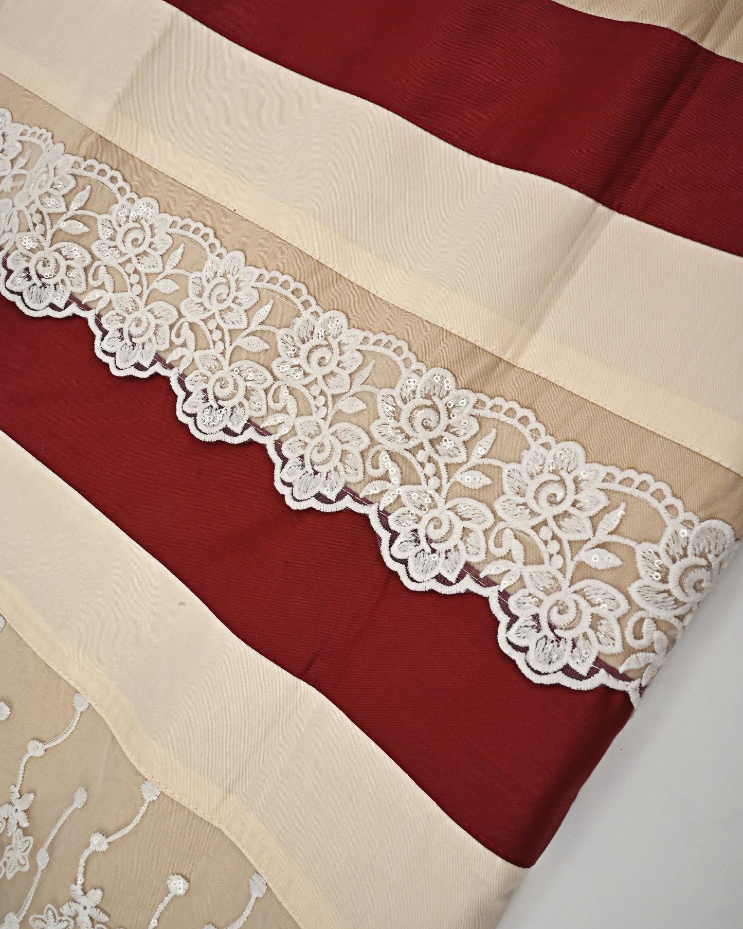 Beige Rida With Smart Dark Panel & Floral Lace