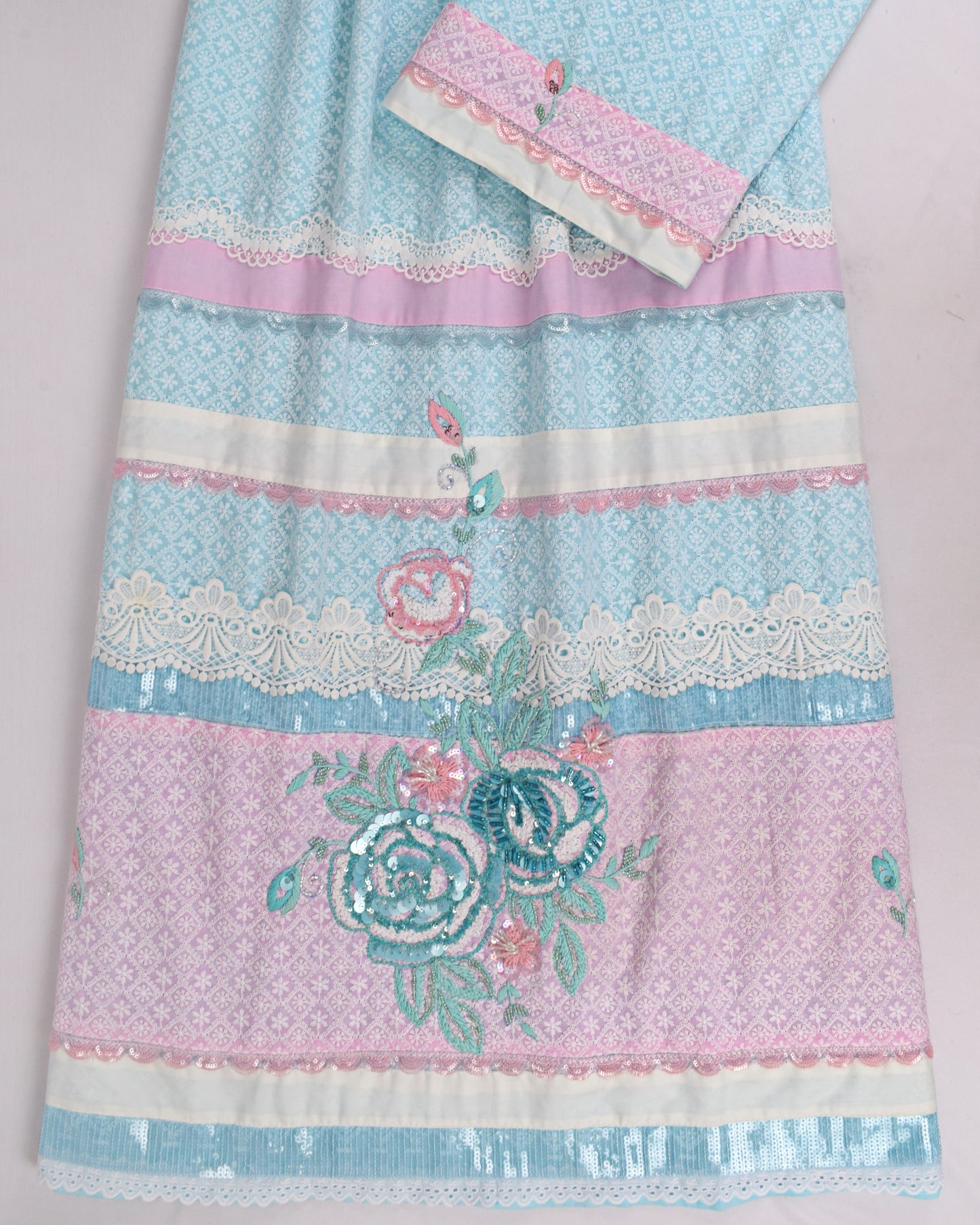 Light Blue & Pink Rida Heavy Material With Aari Work Bunch