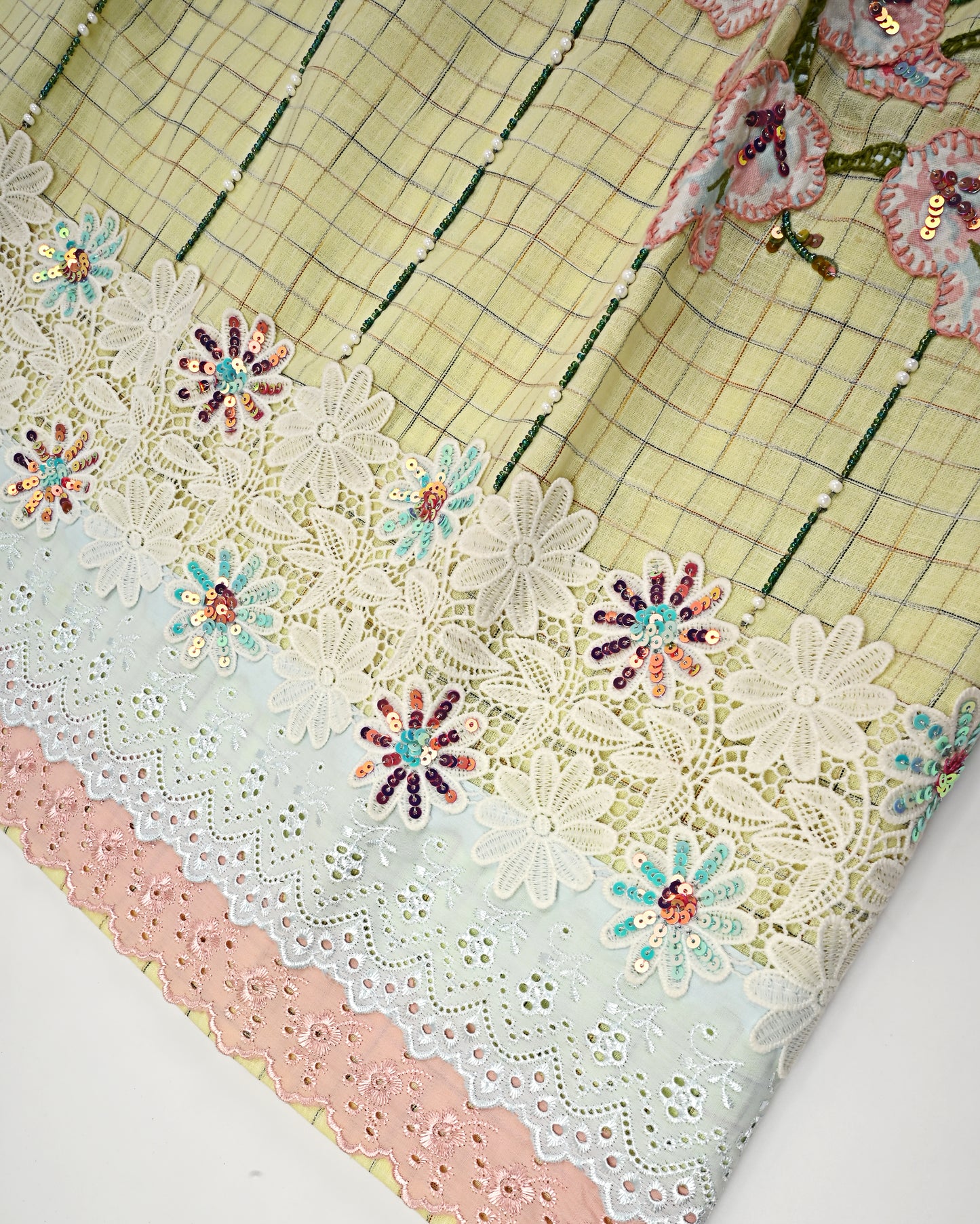 Lemon Yellow Checks Rida With Floral Work & Smart Lace