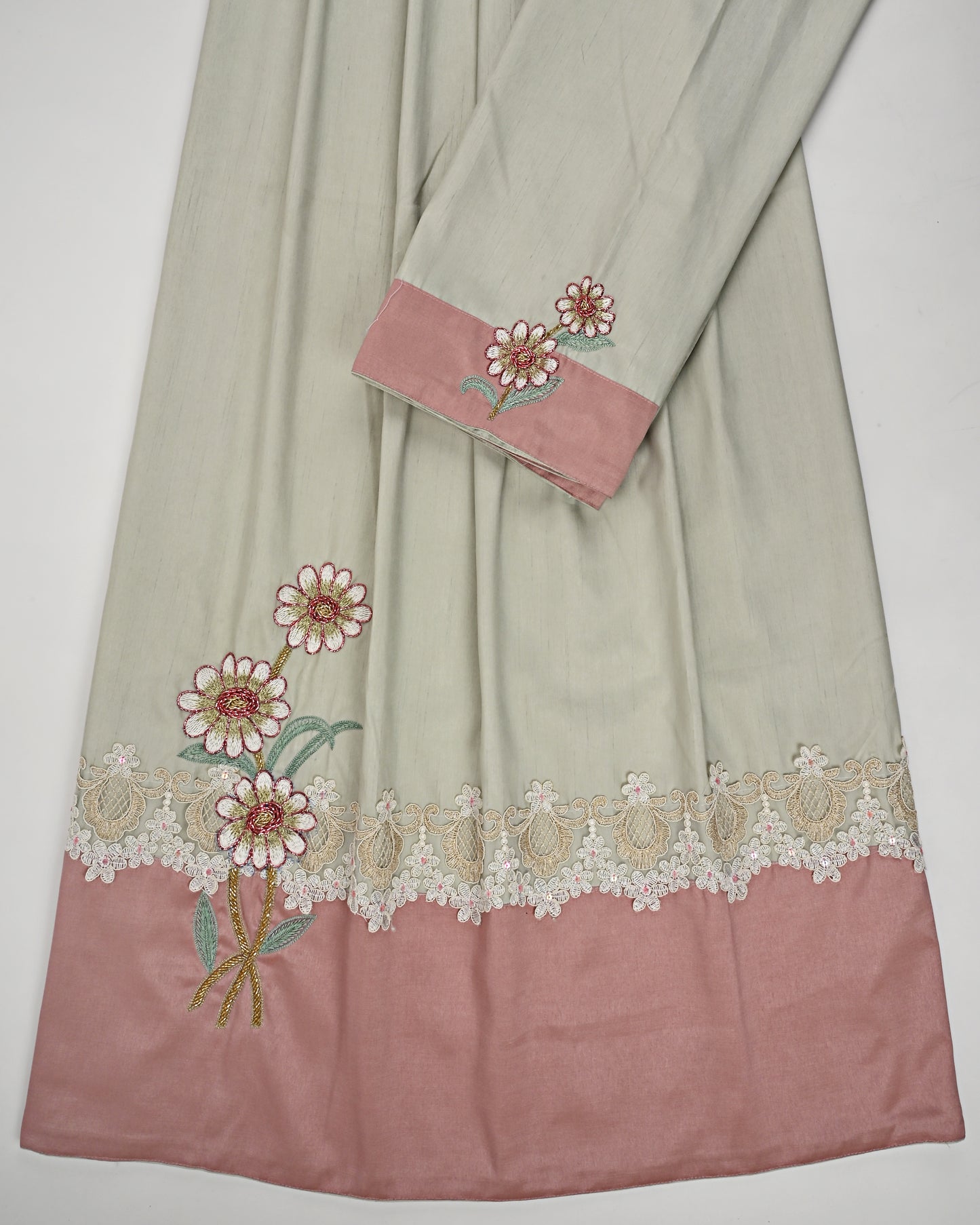 Tan Rida With Smart Rose Gold Panel & Floral Lace & Aari Work
