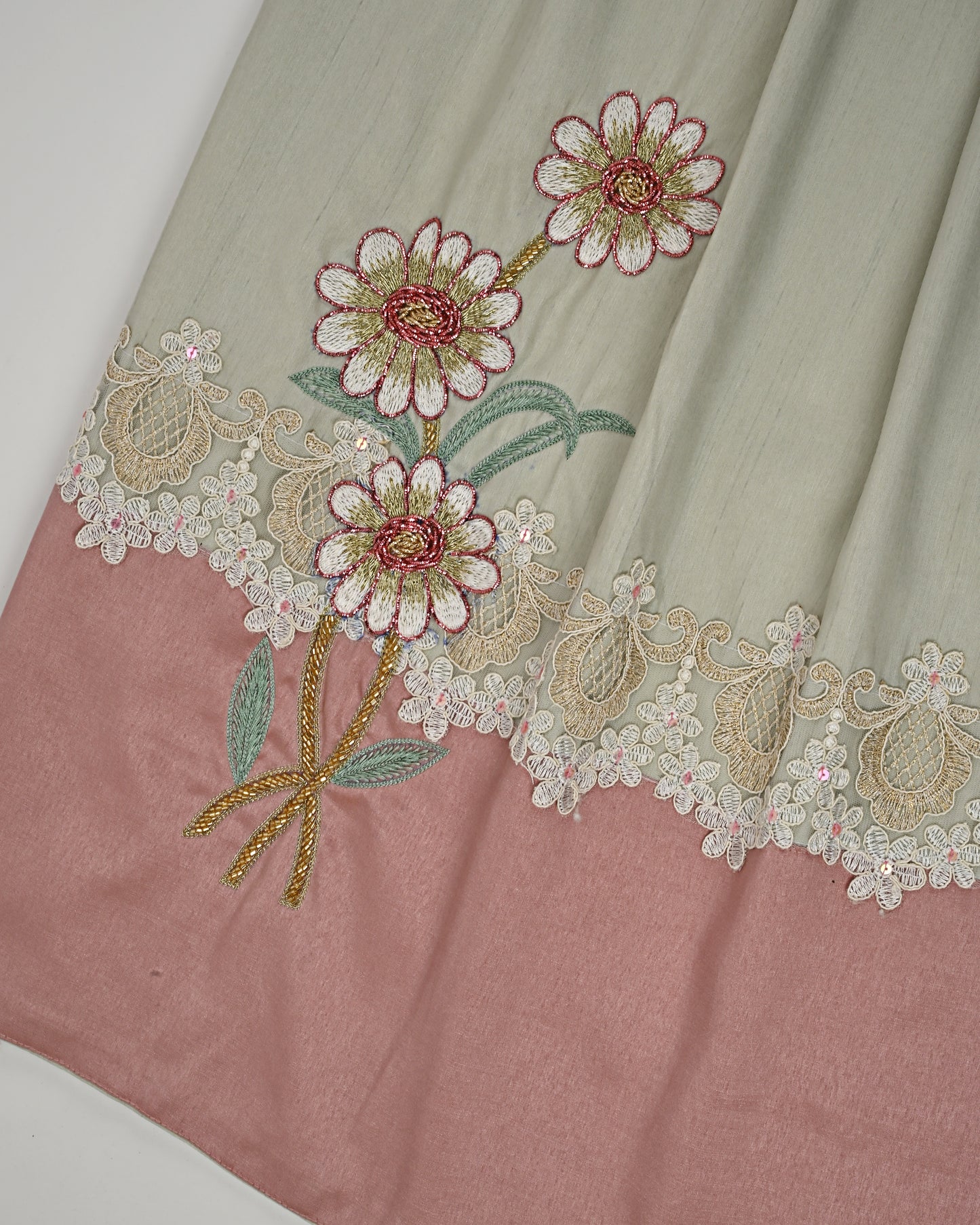 Tan Rida With Smart Rose Gold Panel & Floral Lace & Aari Work