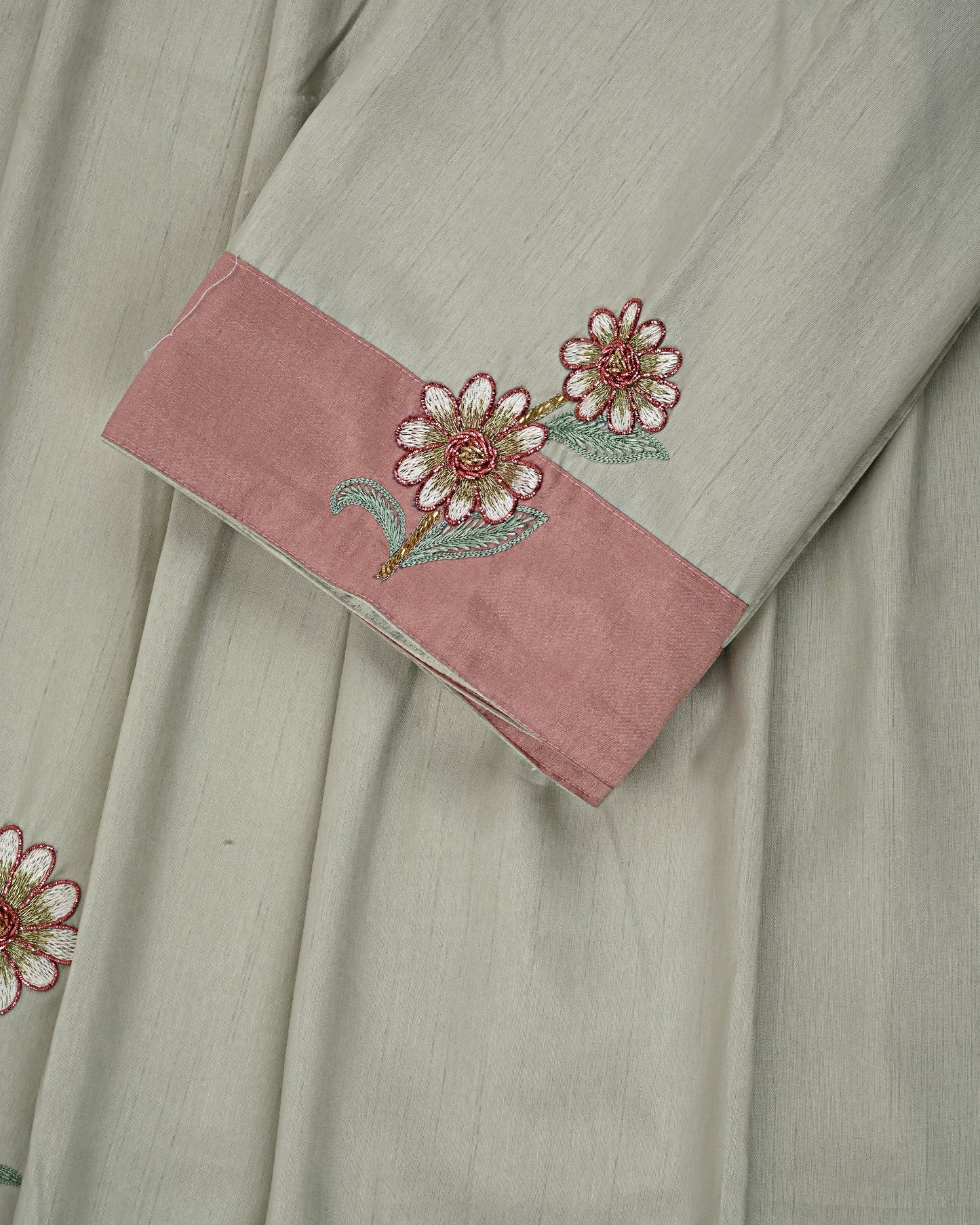 Light Grey Rida With Pintex & Smart Floral Panel