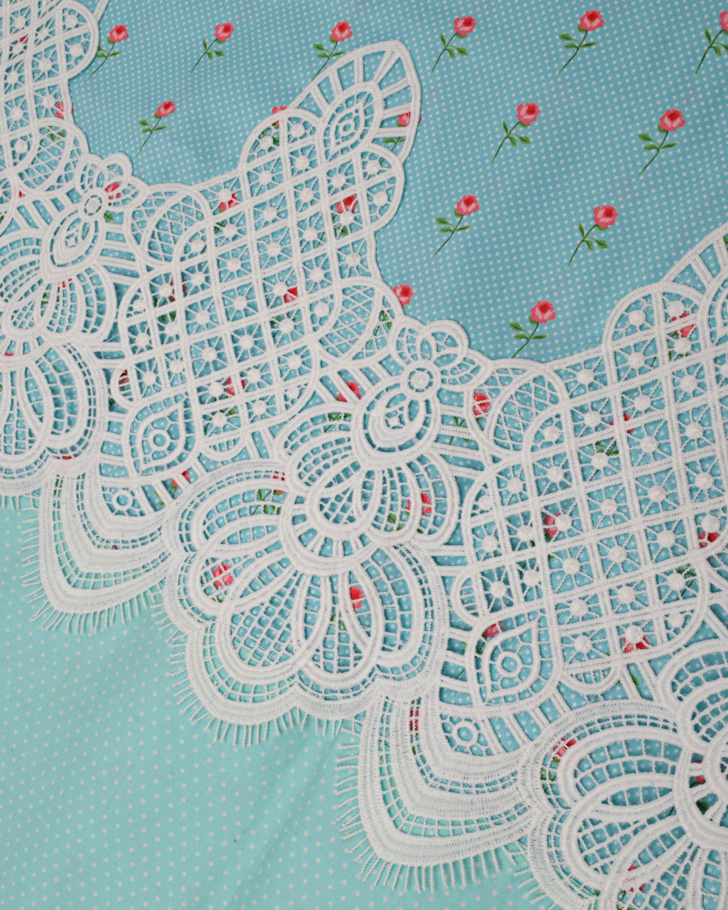 Light Blue Rose Printed Rida With Smart Lace & Embroidery Small Rose
