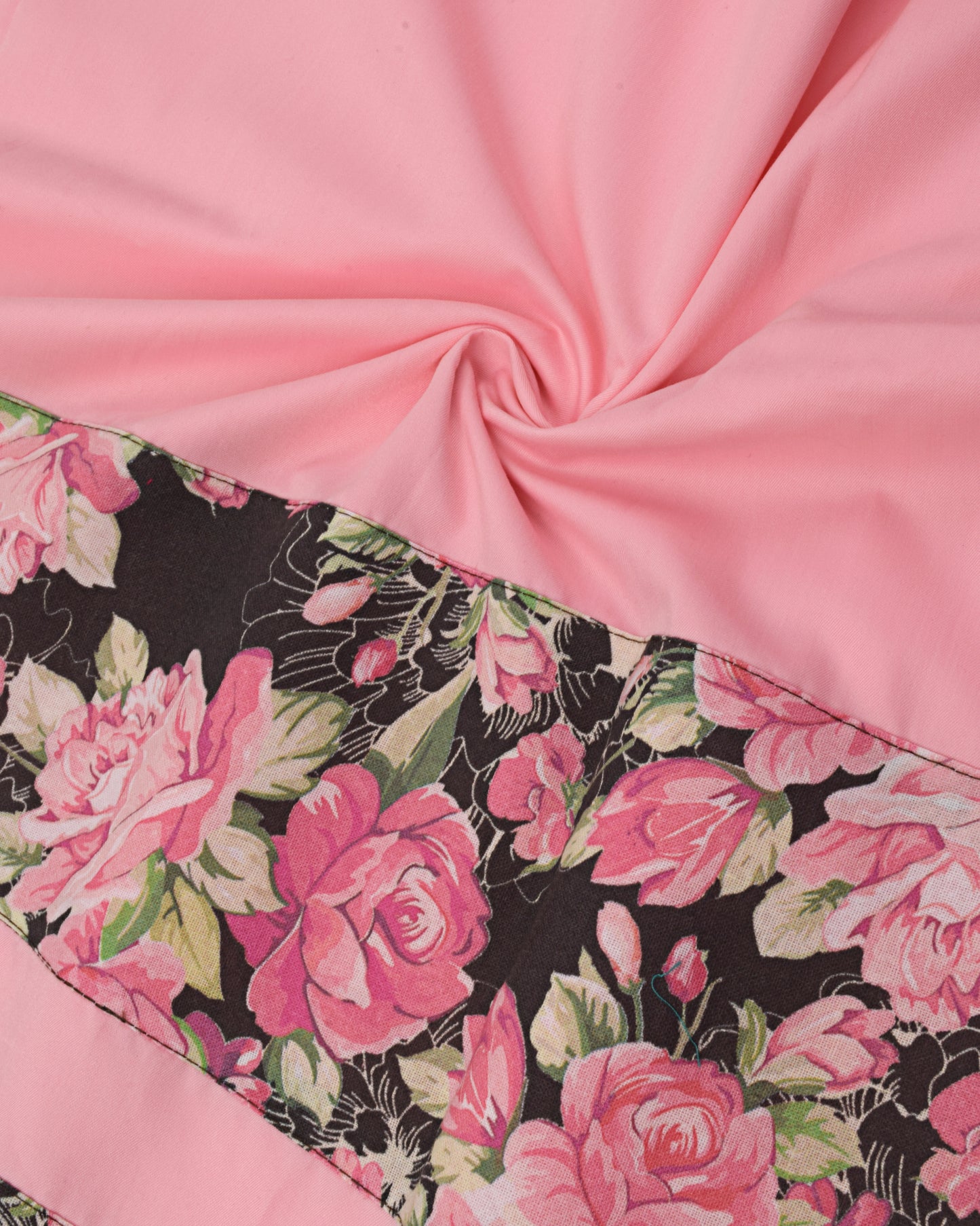 Baby Pink Rida With Floral Belt Pattern & Smart Look