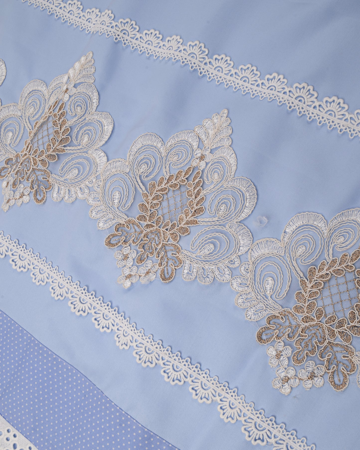 Sky Blue Rida With Smart Lining Dots Panel & Smart Lace