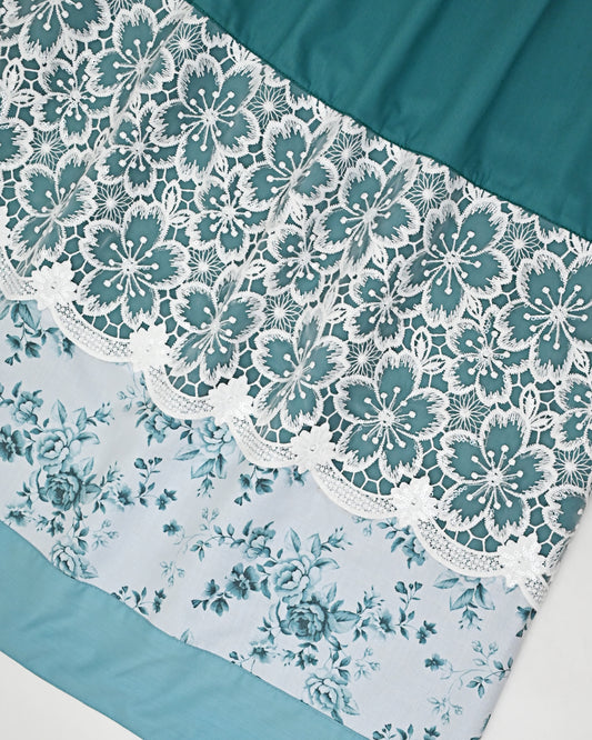 Peacock Green Rida With Smart White Floral Lace & Floral Printed Panel