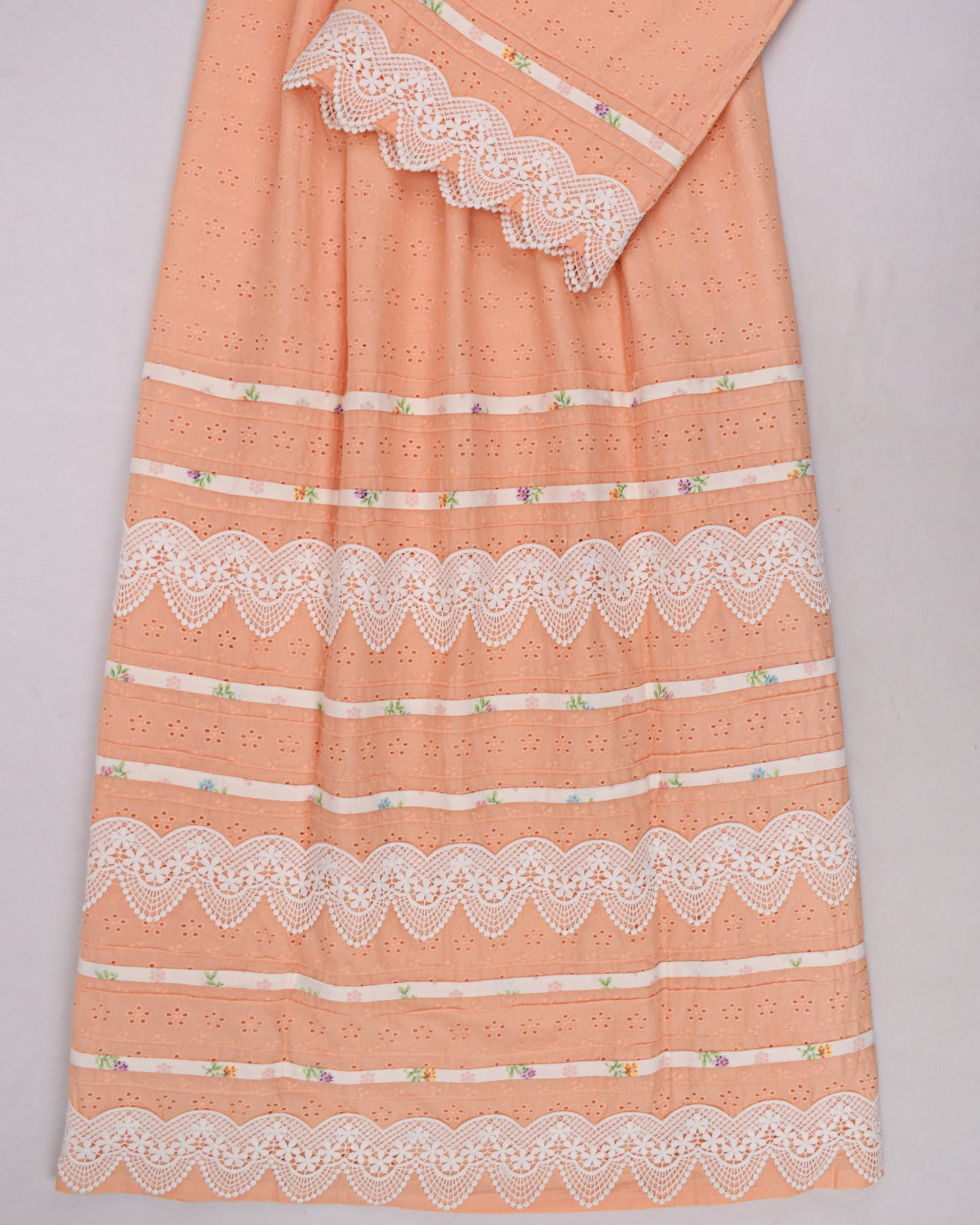 Peach Hakoba Rida With Smart Panel & Pintex Pattern