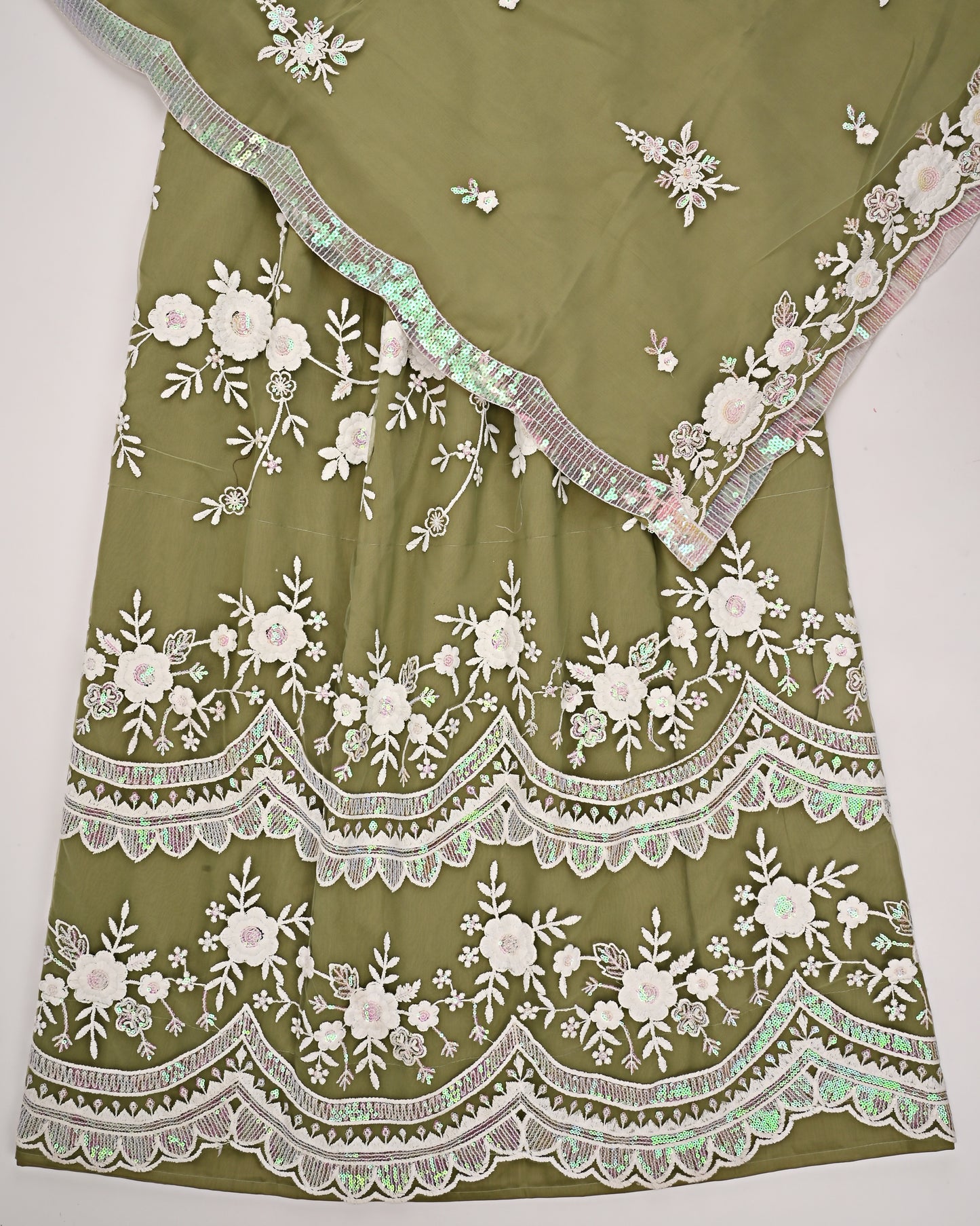 Dry Mehndi Green With Net wrap