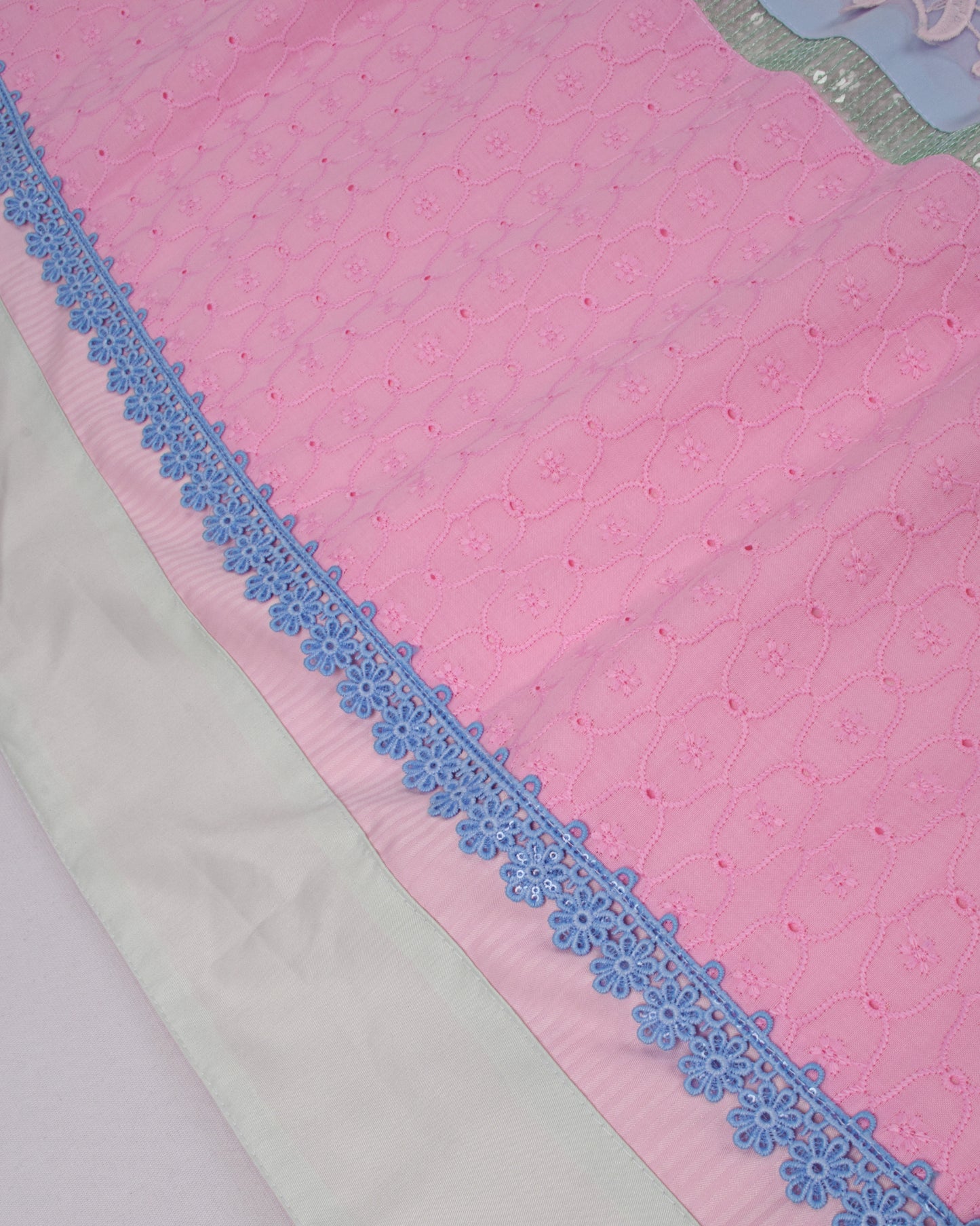 Baby Pink Rida With Smart Multi Color Pattern & Hakoba Lace