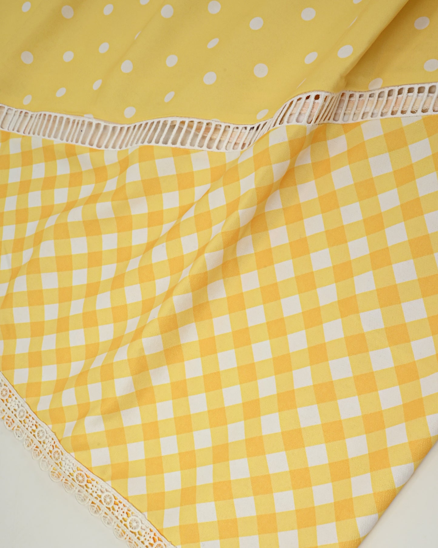 Mango Yellow Rida With Fancy Pattern & Lace