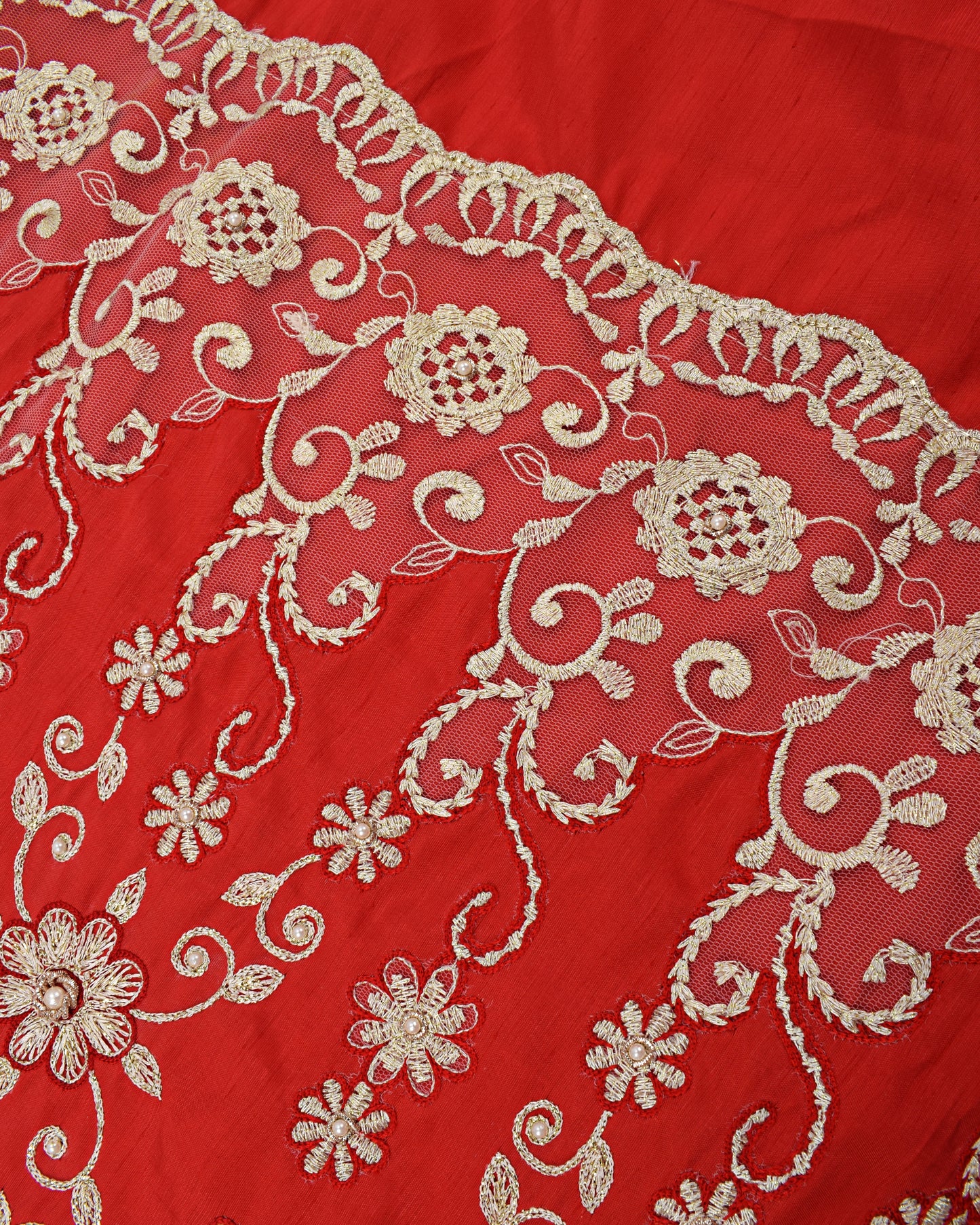 Plain Red Rida With Golden Lace & Aari Work