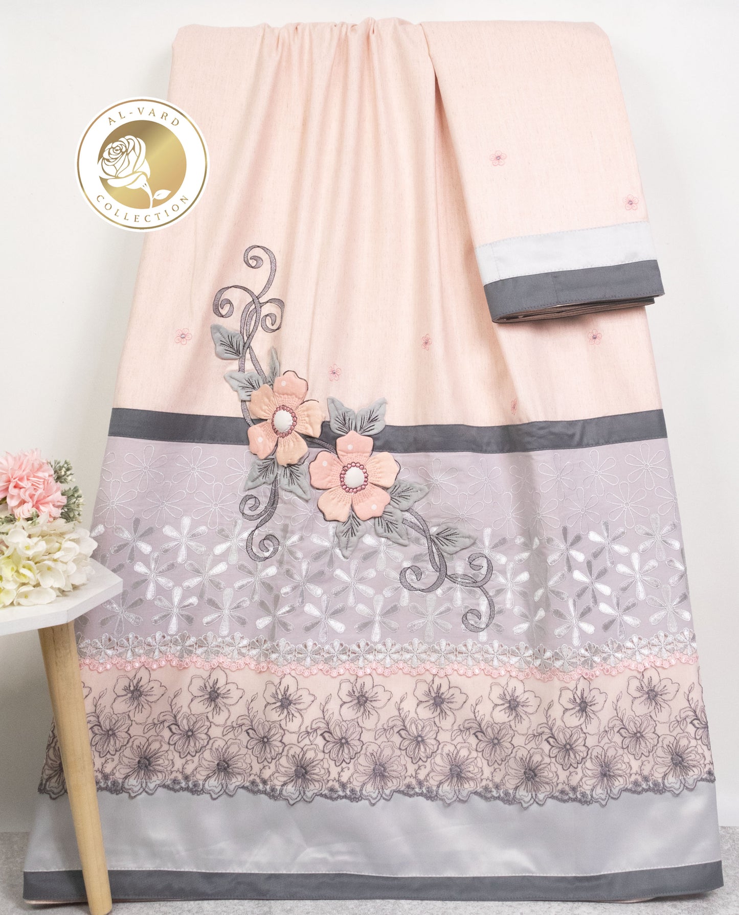 Salmon Rida With Smart Panel Floral Lace & 3D Floral Work